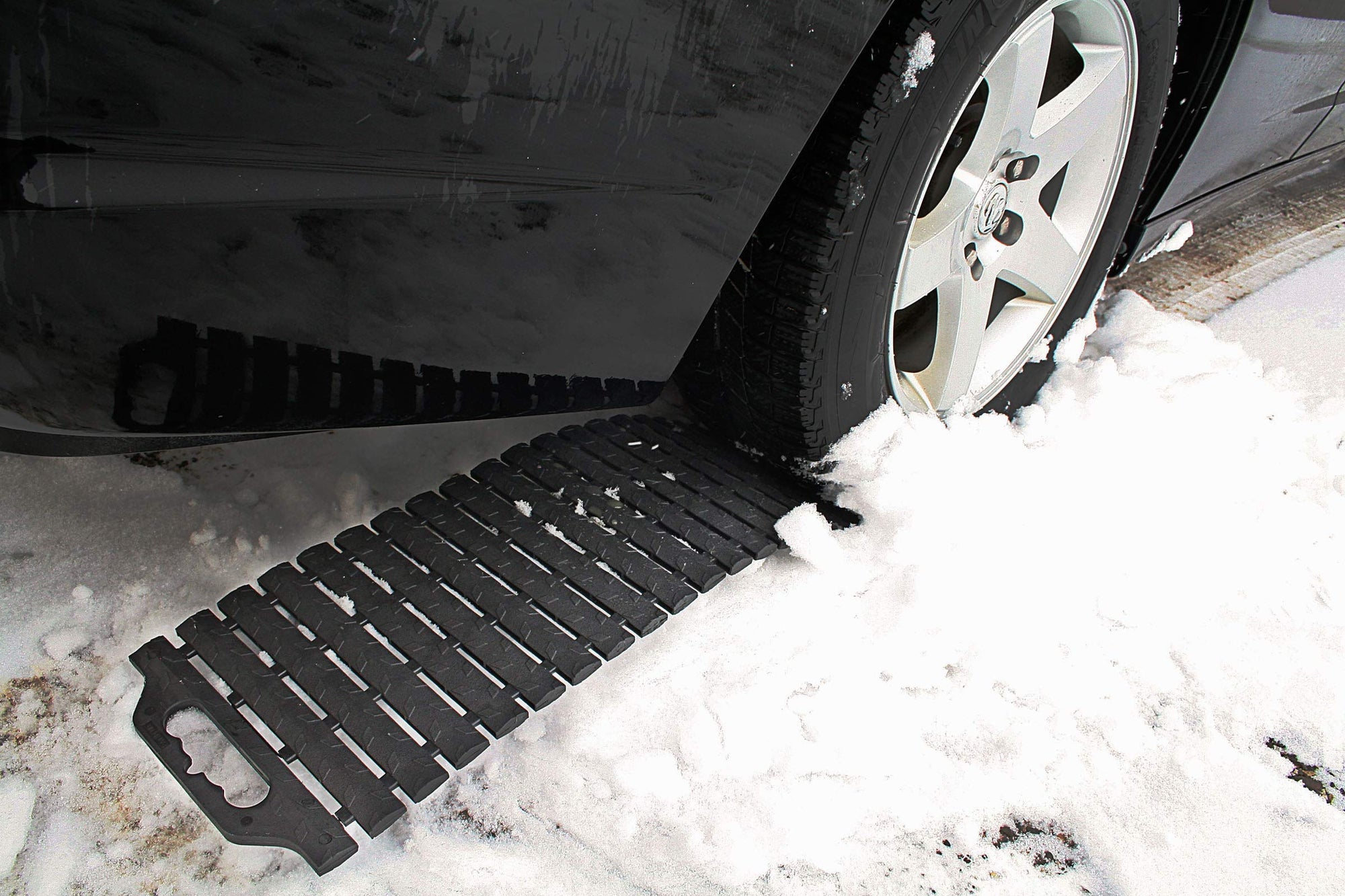 GripTrax Maxx SubZero Traction Tool