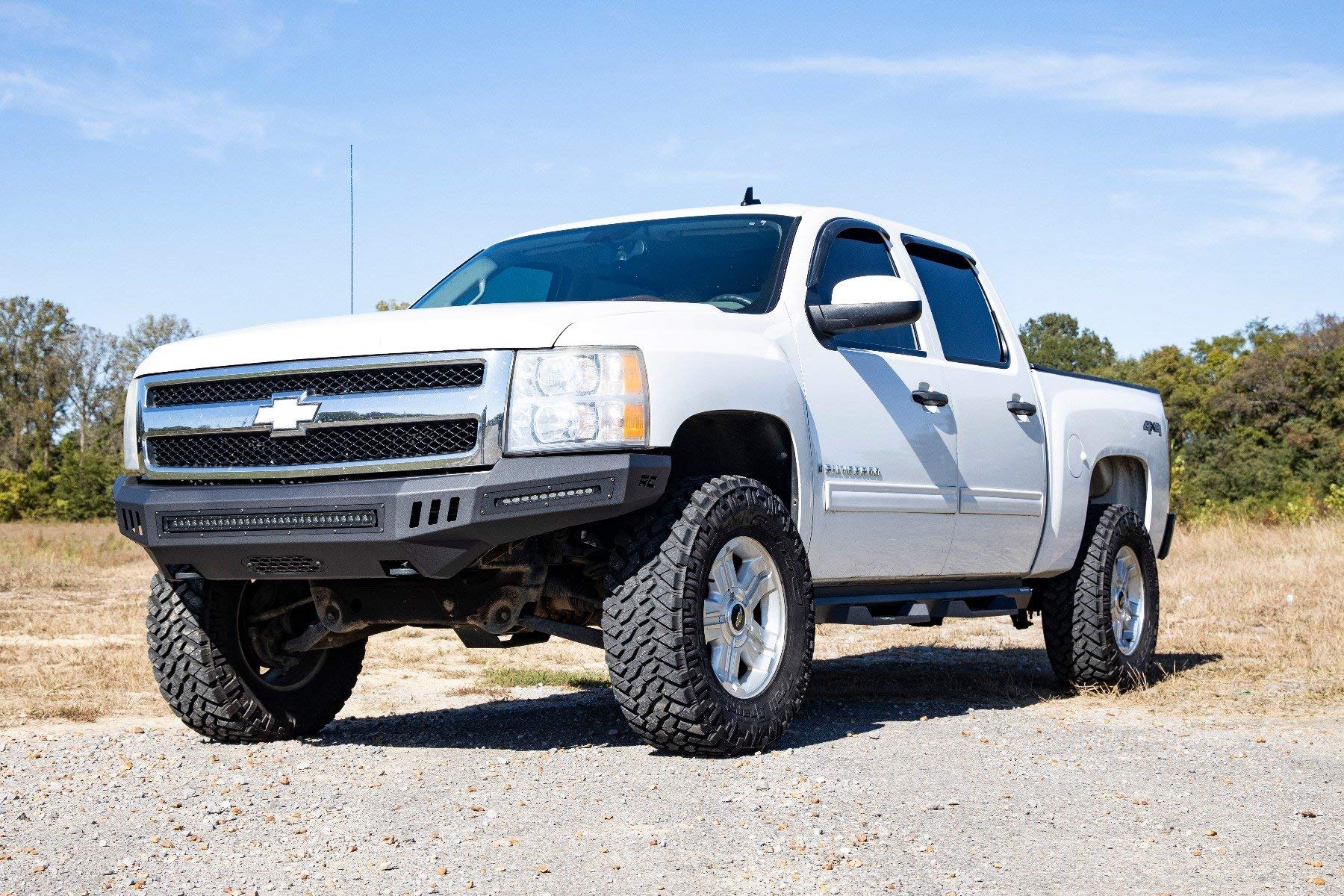 High Clearance Rough Country Front Bumper w/LEDS for 07-13 Chevy 1500-10911