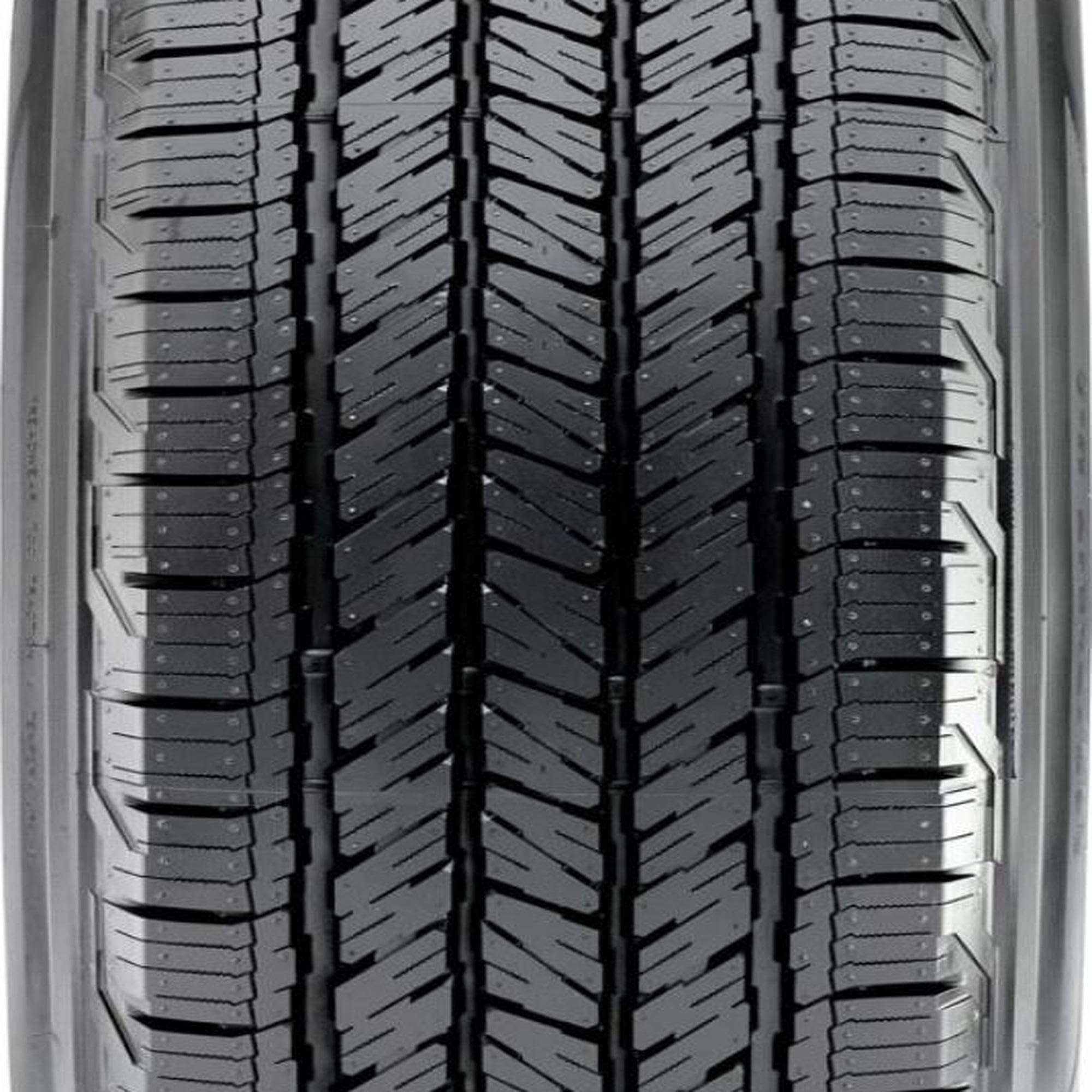 RAZR HT Maxxis Highway LT255/70R16 111T Light Truck Tire
