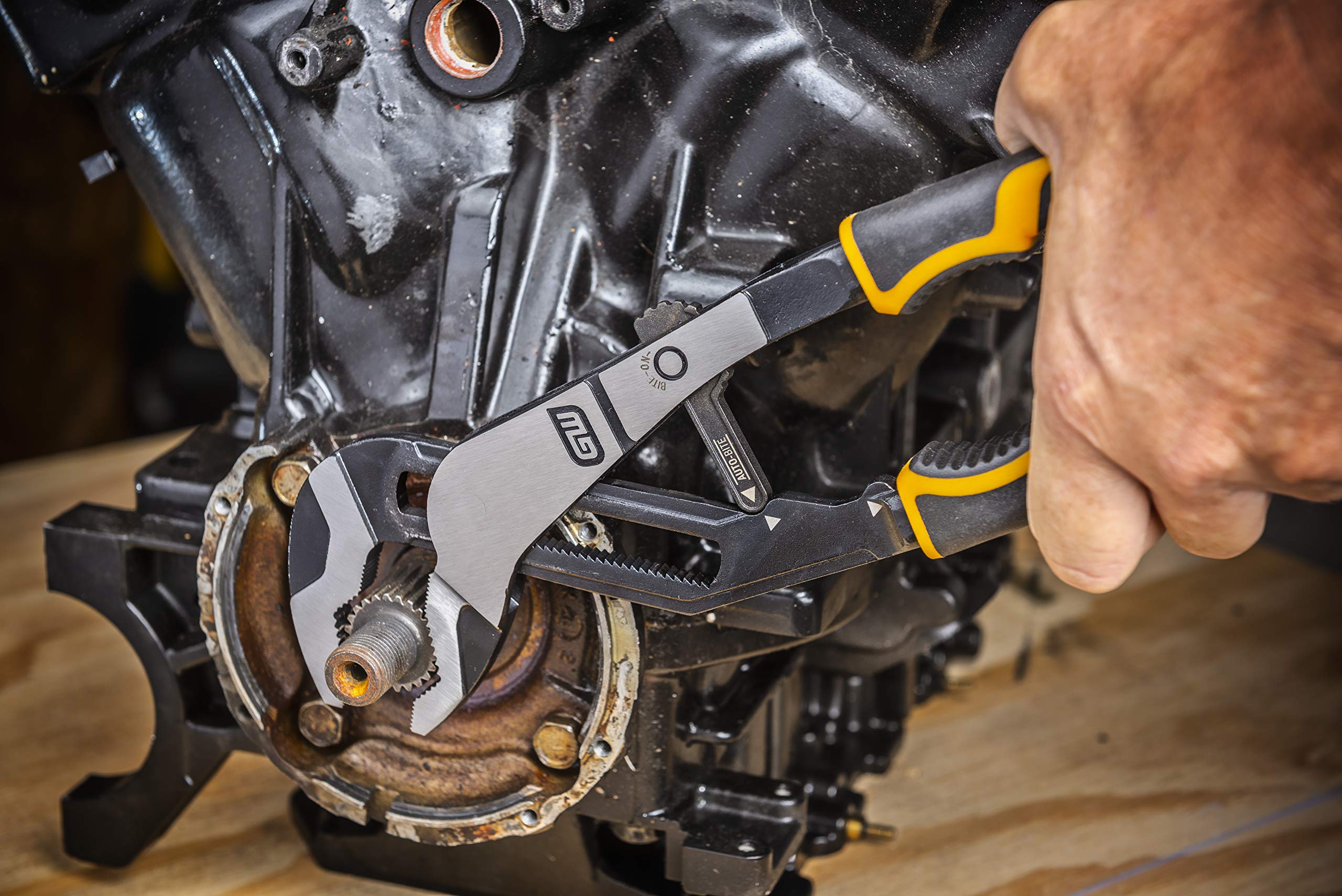 4 Pc. GEARWRENCH Pitbull Auto-Bite Tongue & Groove Dual Material Pliers with K9 Jaws - 82594C