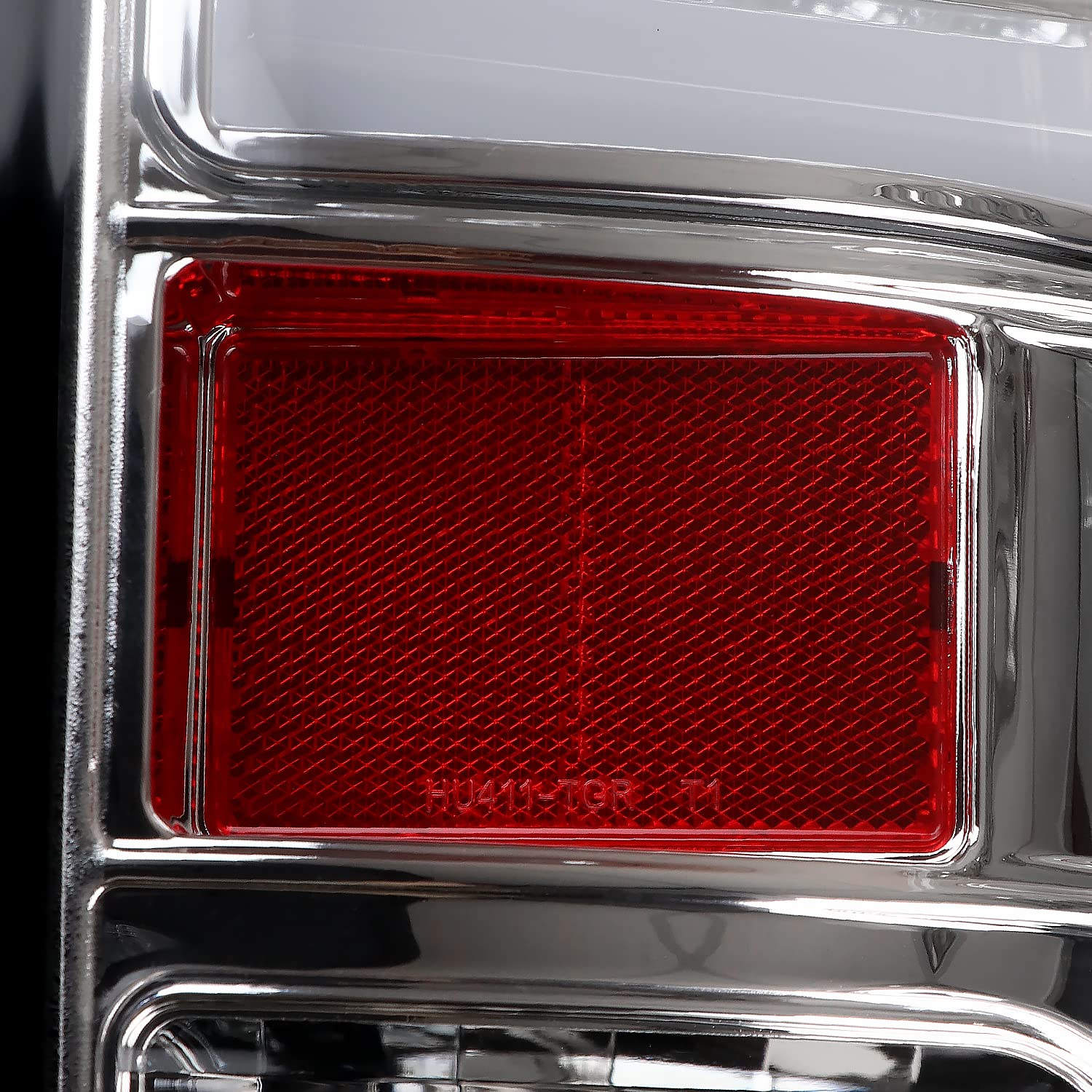 Chrome LED Tail Lights SPEC-D TUNING w/White LED Light Bar Compatible with 2009-2018 Dodge Ram 1500, 2010-2018 Dodge Ram 2500/3500, Left + Right Pair Assembly