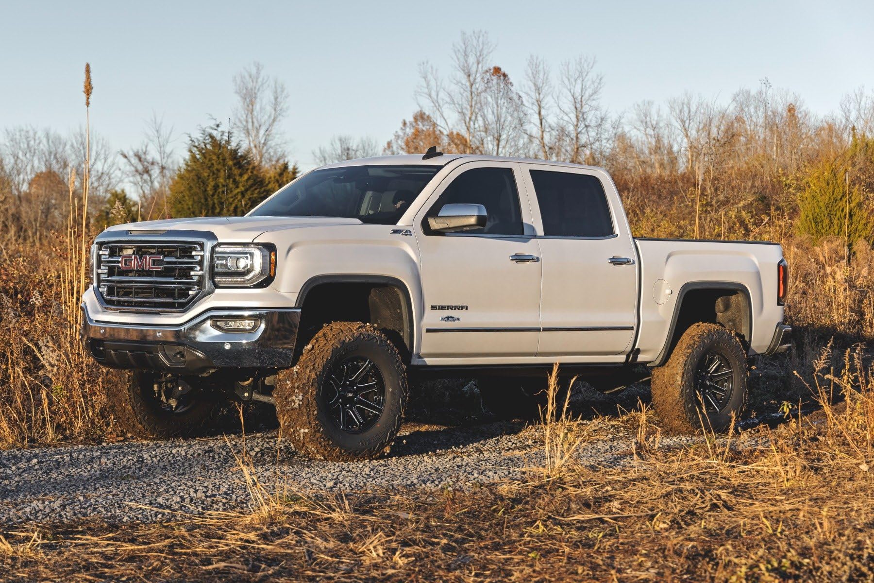 7" Lift Kit with Vertex Coilovers/V2 Rear Shocks for Chevy Silverado & GMC Sierra 1500 Rough Country (2016-2018 w/Stamped Steel Control Arms)