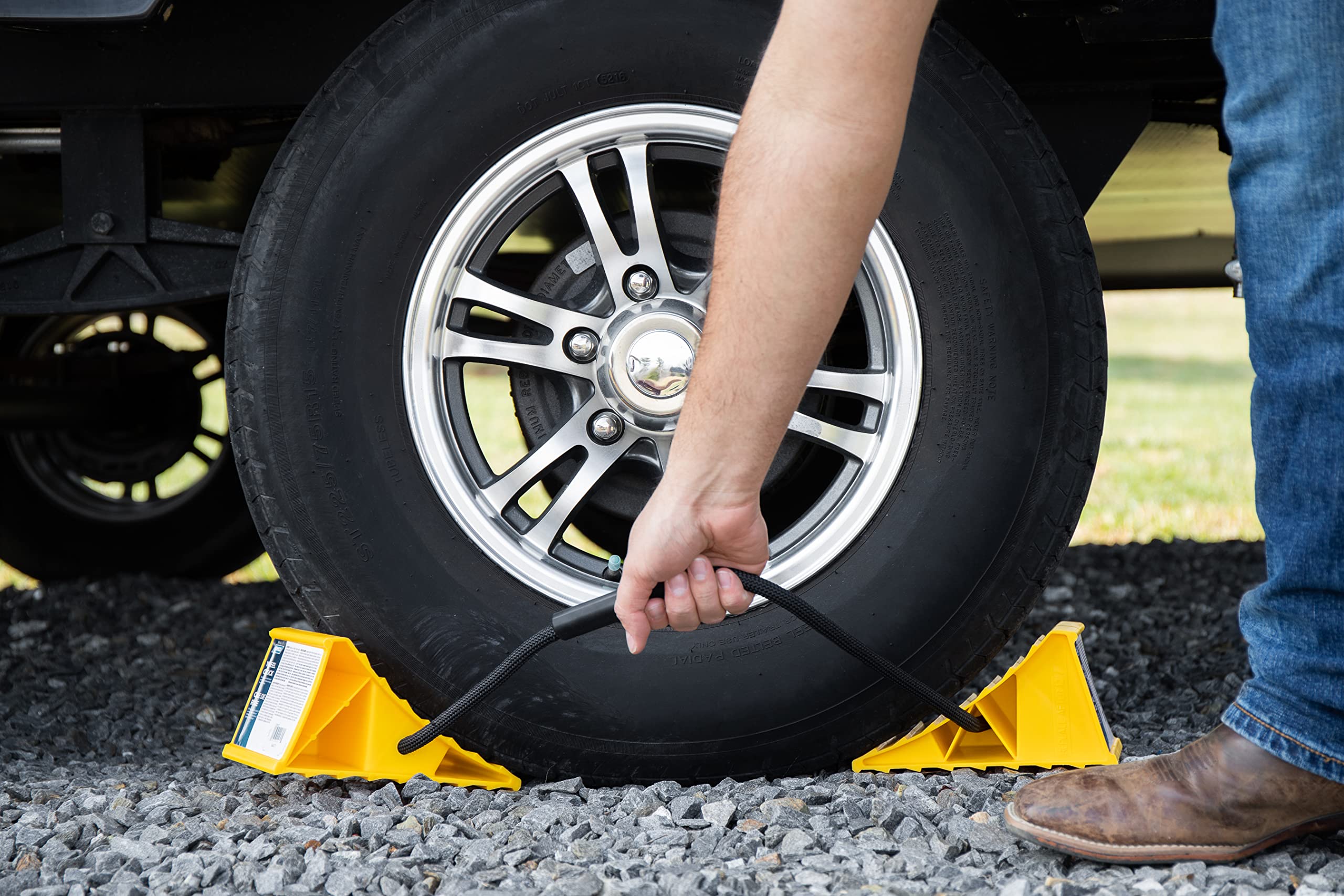 Dual Camco RV Wheel Chock w/Rope - Heavy Duty Trailer Wheel Chock Constructed of Durable Plastic w/UV inhibitors - Features Rope Handle for Easy Removal - Use w/Tires Up to 26-in – 44470