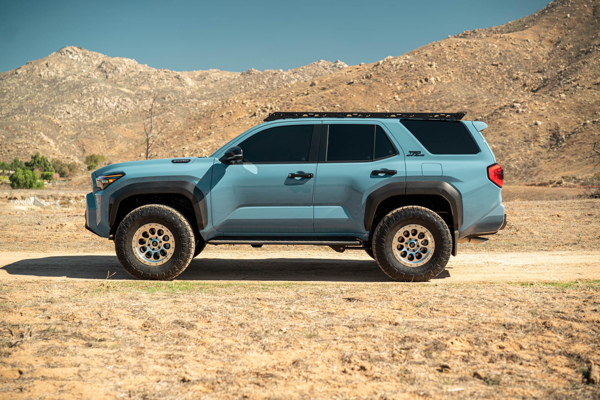 Cutout Light Front Fairing for DV8 Offroad's Spec Series Roof Rack for 2025-2026 Toyota 4Runner | Runs (1) 40" Light Bar, (2) 20" Light Bars, or (10) 3" Pod Lights | Fully Bolt-On | Low-Profile Design