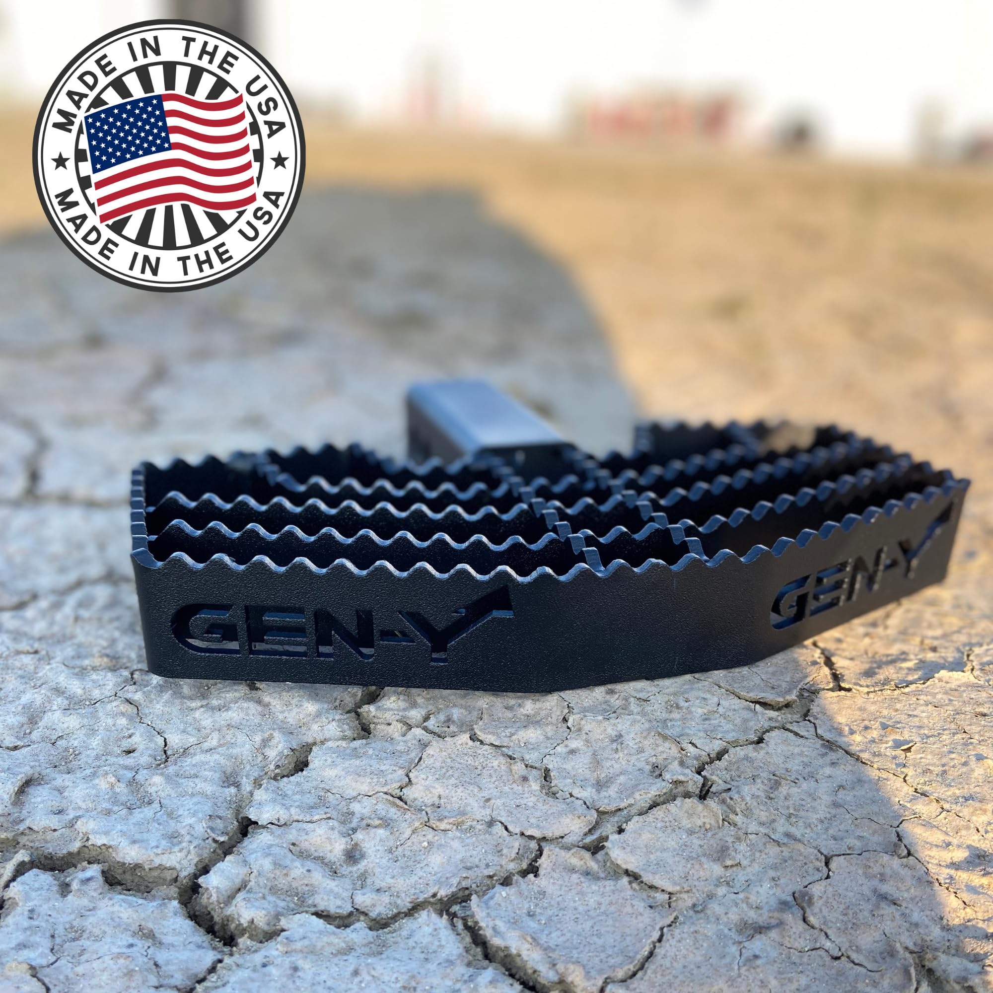 GEN-Y Serrated Hitch Step Hitch | 400 LB Capacity | Fits 2-Inch Receiver on Truck or Hitch | Non-Slip Design | Great for Scraping Boots & Shoes | Black