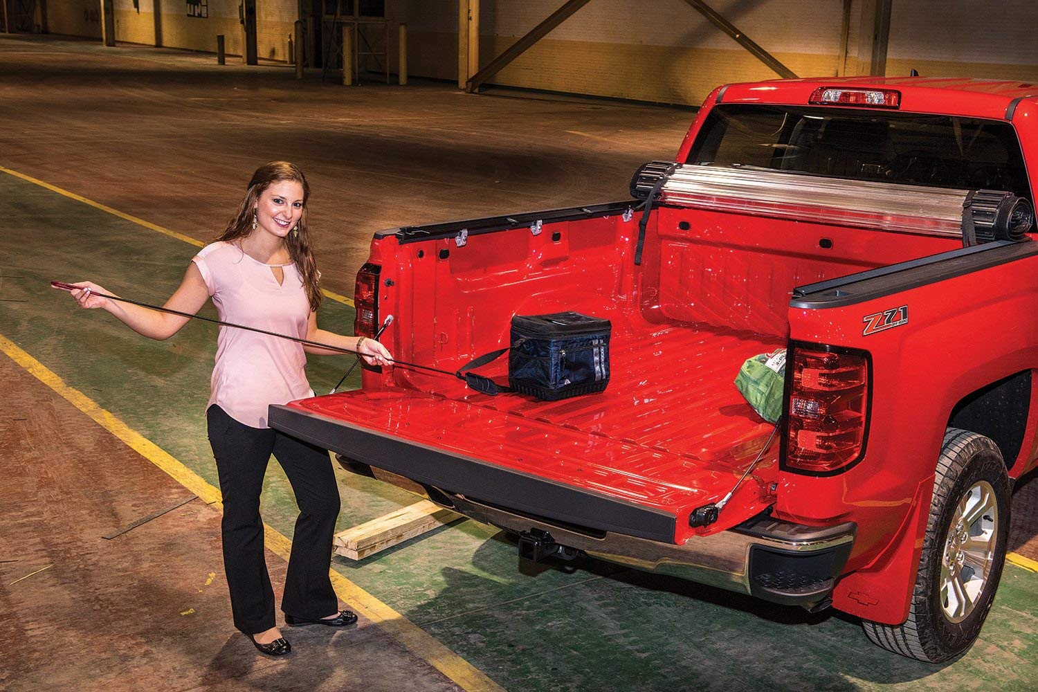 TruXedo RealTruck Cargo Retriever | 1705401 | Truck Luggage - Cargo Retriever