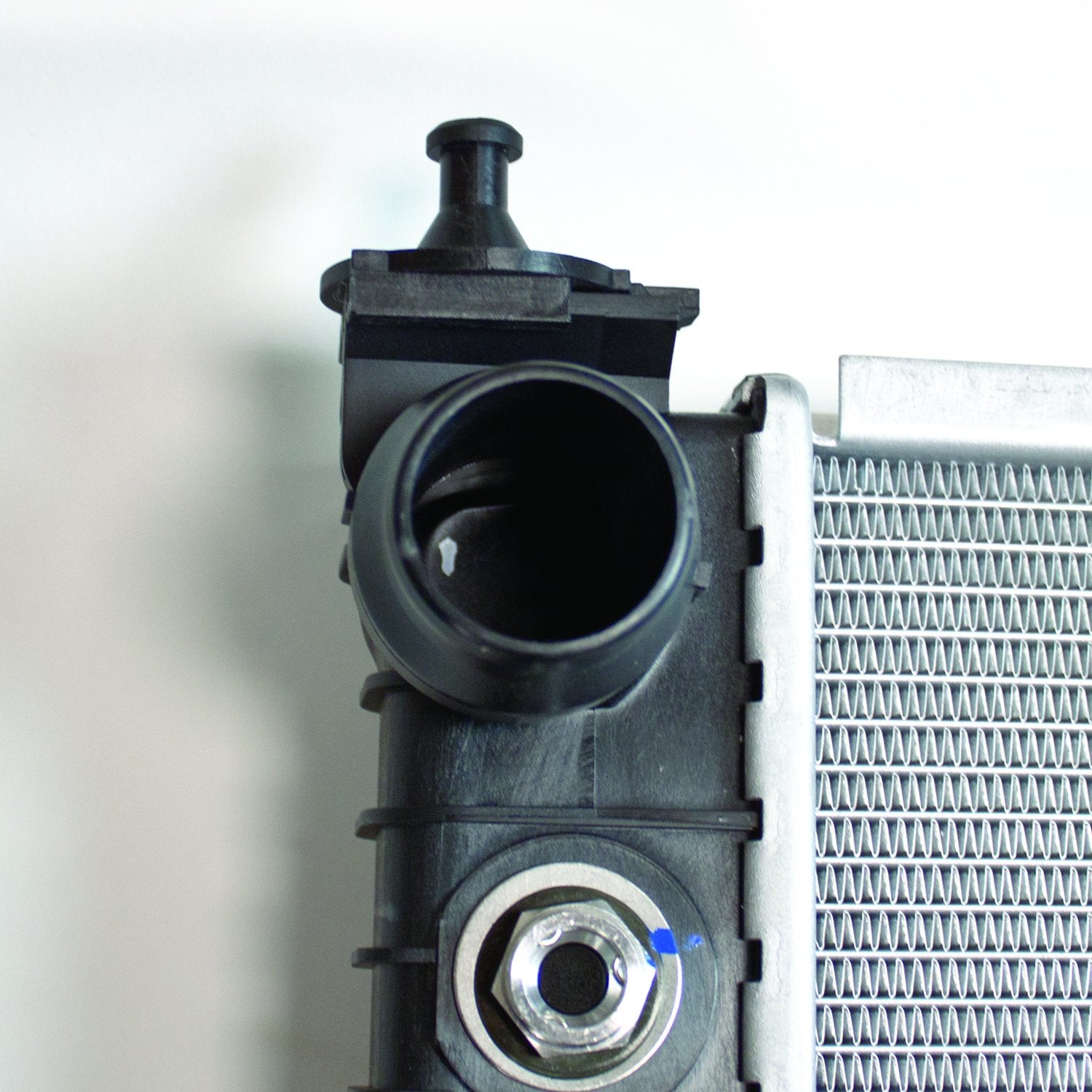 Compatible TYC 13505 Radiator with 2012-2015 Mercedes Benz M Class
