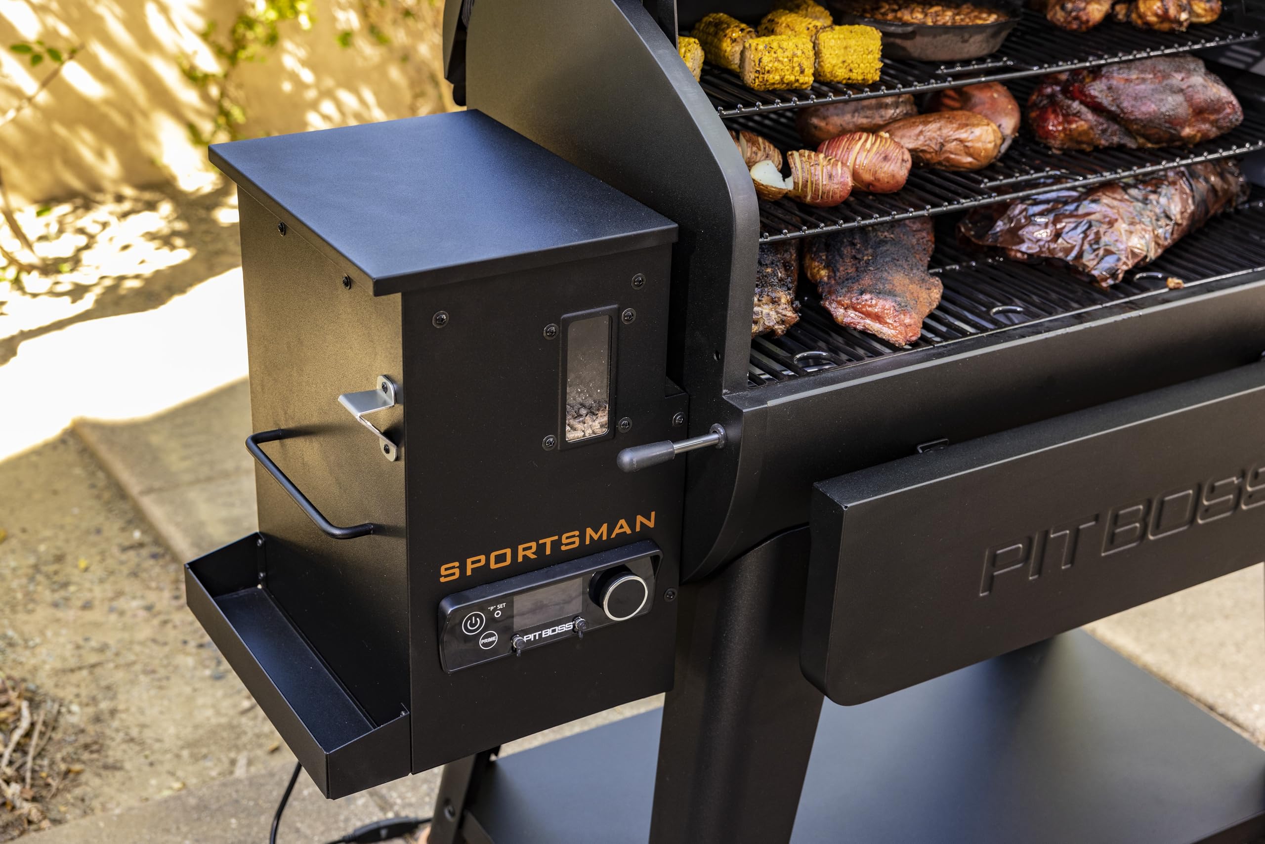 Pit Boss 1600 Sportsman with WiFi, PB1600SPW, Black 11014