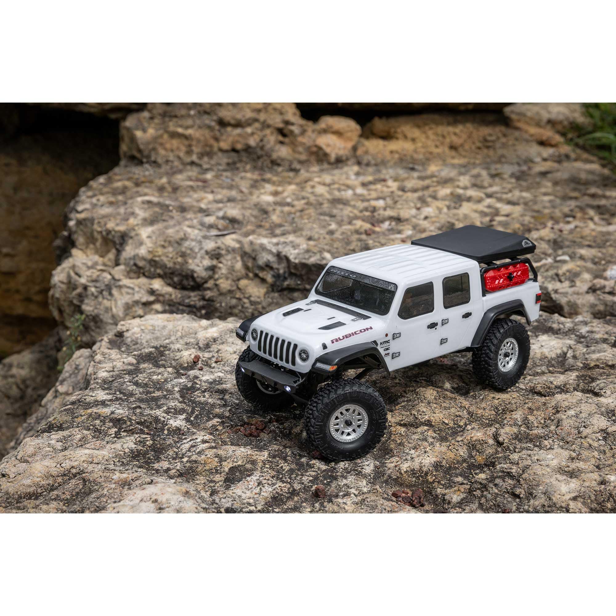 Axial SCX24 Jeep Gladiator RC Truck 4 Wheel Drive Rock Crawler Brushed RTR Nothing Needed to Complete Ready-to-Run White AXI00005V2T4, Remote Control Car, RC Car, RC Crawler