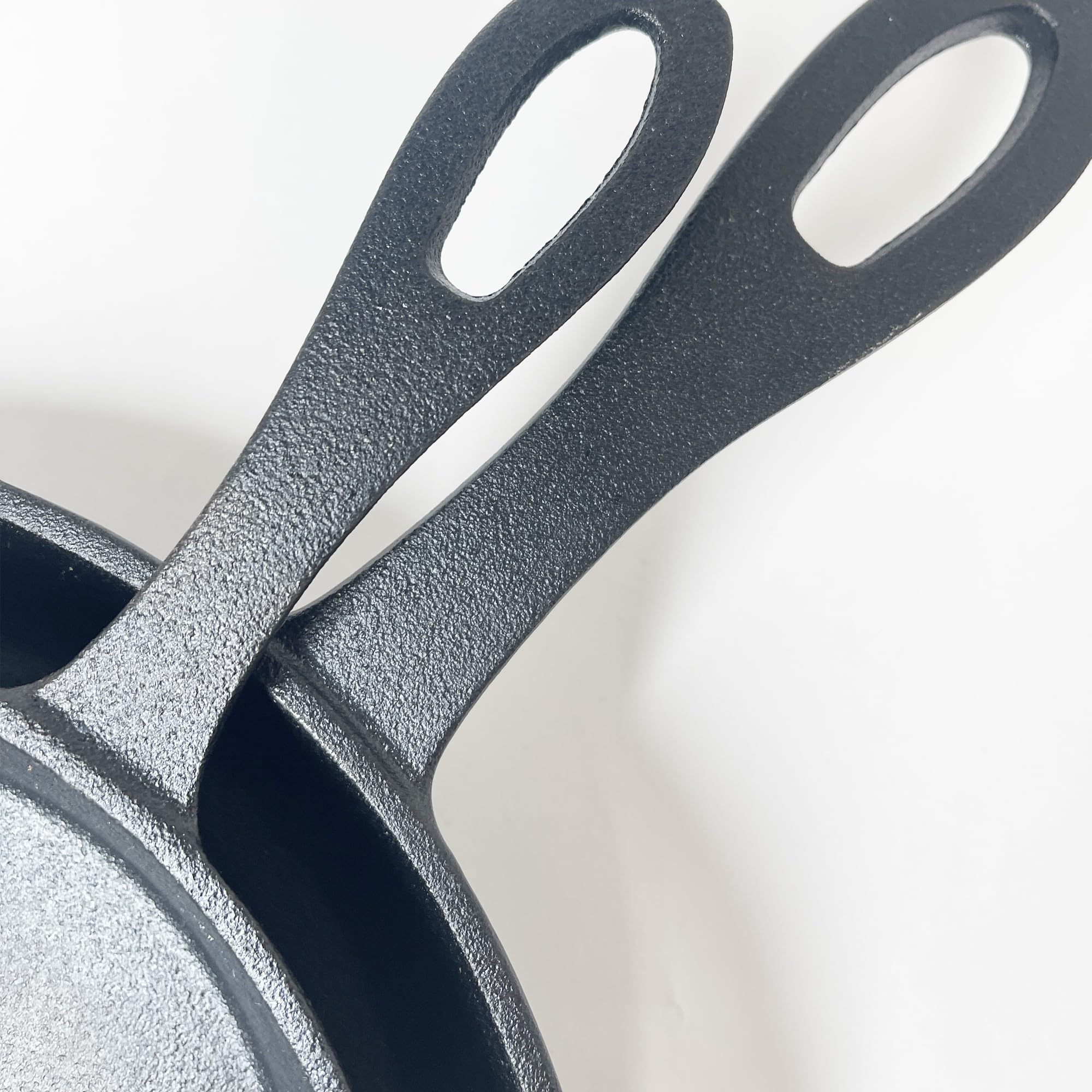 Bayou Classic 7451 Cast Iron Skillet Set 10-in and 12-in Features Pour Spouts Perfect For Breakfast Pan Frying Sautéing and Baking