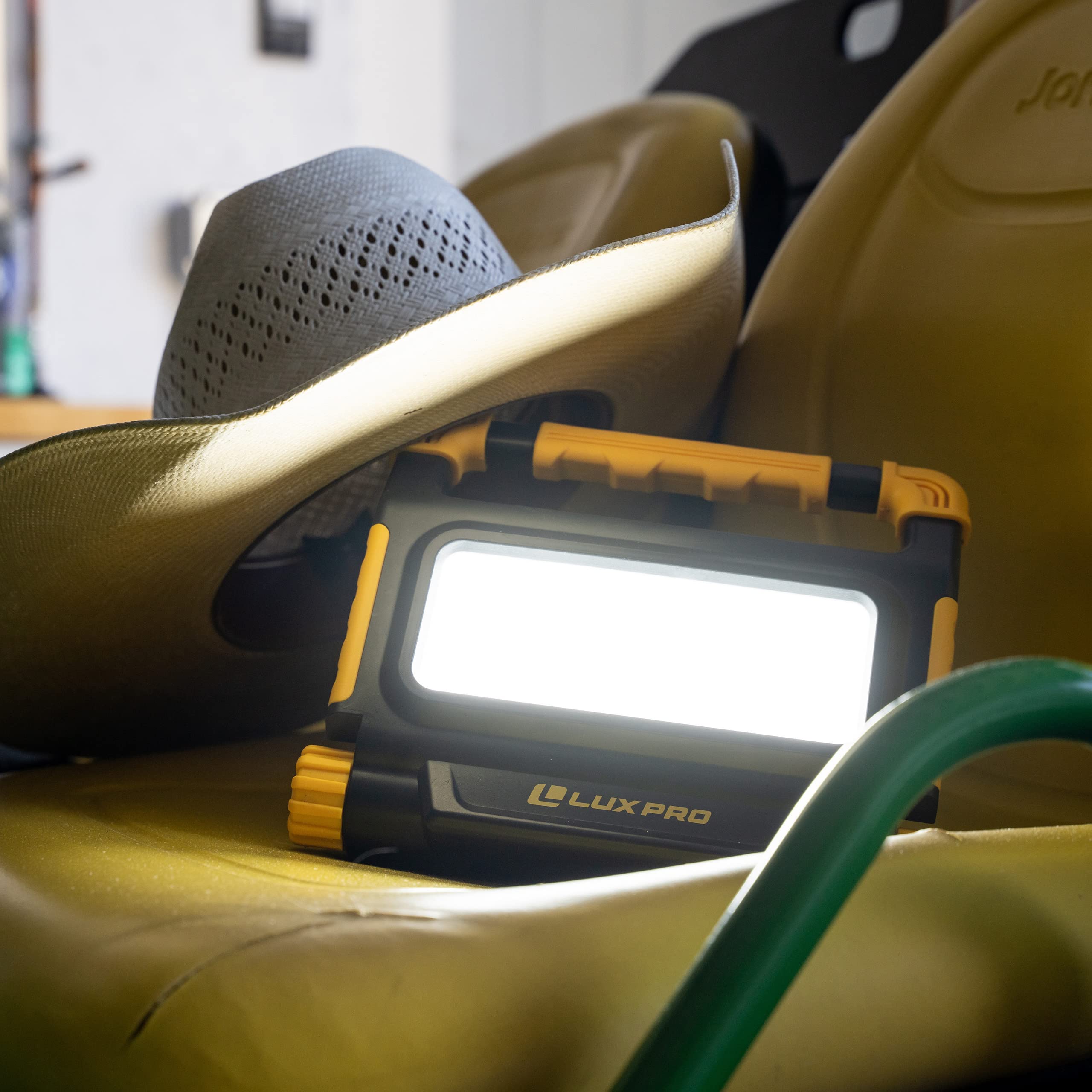 1400 Lumen LUXPRO Bright Rechargeable Work Light - Medium, 1400 Lumen