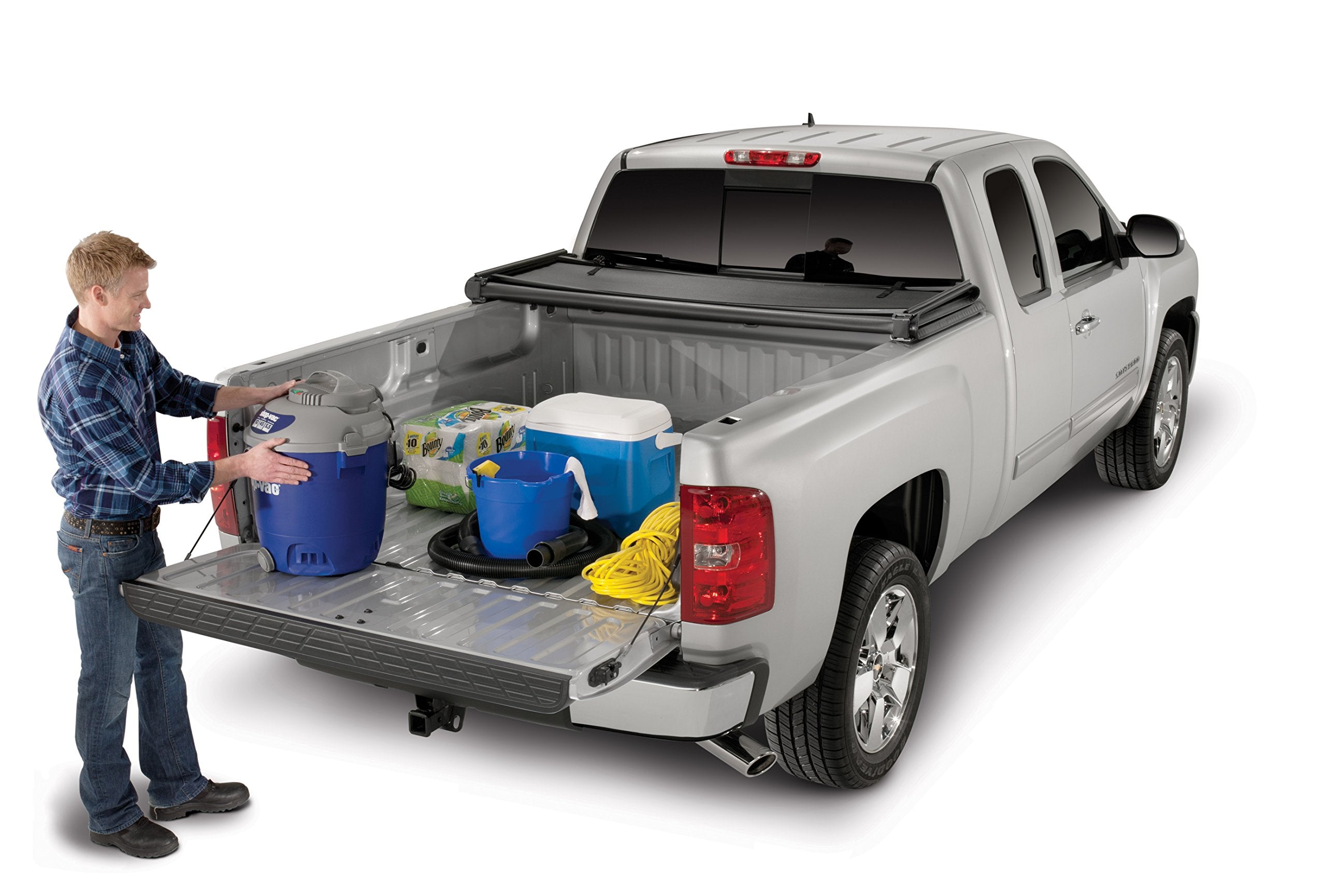 TrailFX Tonneau Cover 2004 2012 Chevrolet Colorado Fits 2004 2012 GMC Canyon TrailFX TFX1001 Soft Tri Fold Black Vinyl Aluminum Rails Lockable Tailgate Handle