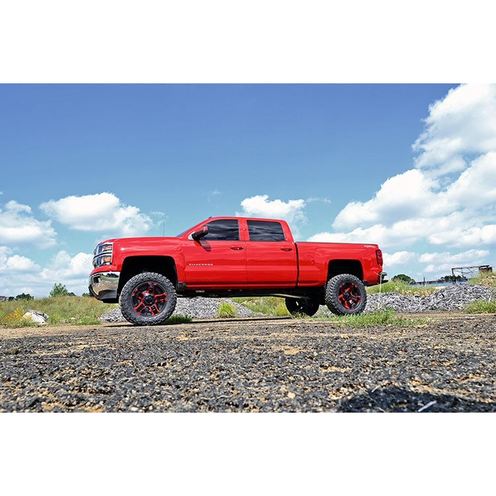 7" Lift Kit Rough Country with M1 Loaded Struts/M1 Rear Shocks for Chevy Silverado & GMC Sierra 1500 (2014-2016)