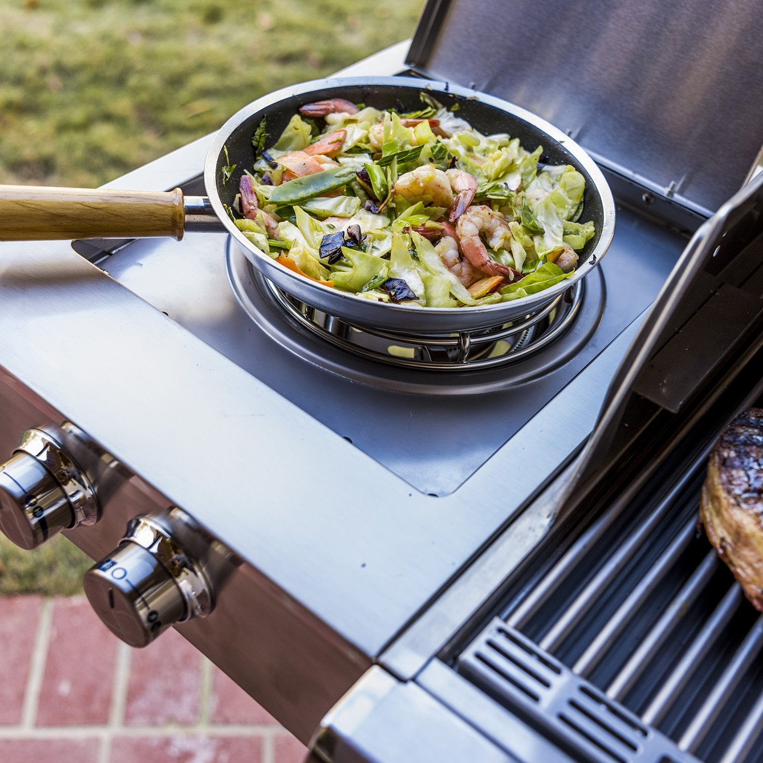 Elite Saber Grills 3-Burner R50SC1417 Grill, Stainless