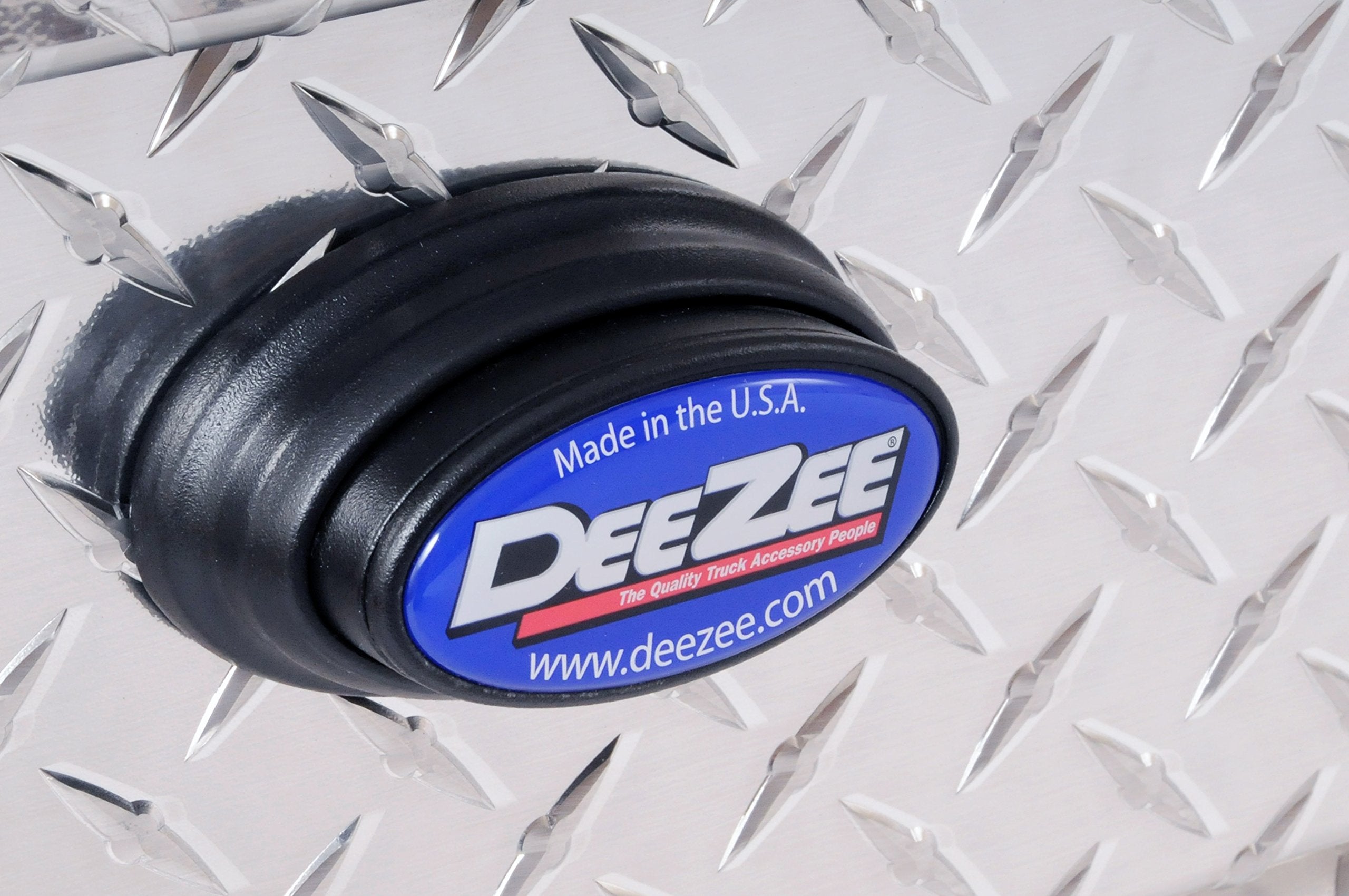 Blue Label Dee Zee DZ9170L Low Profile Crossover Tool Box