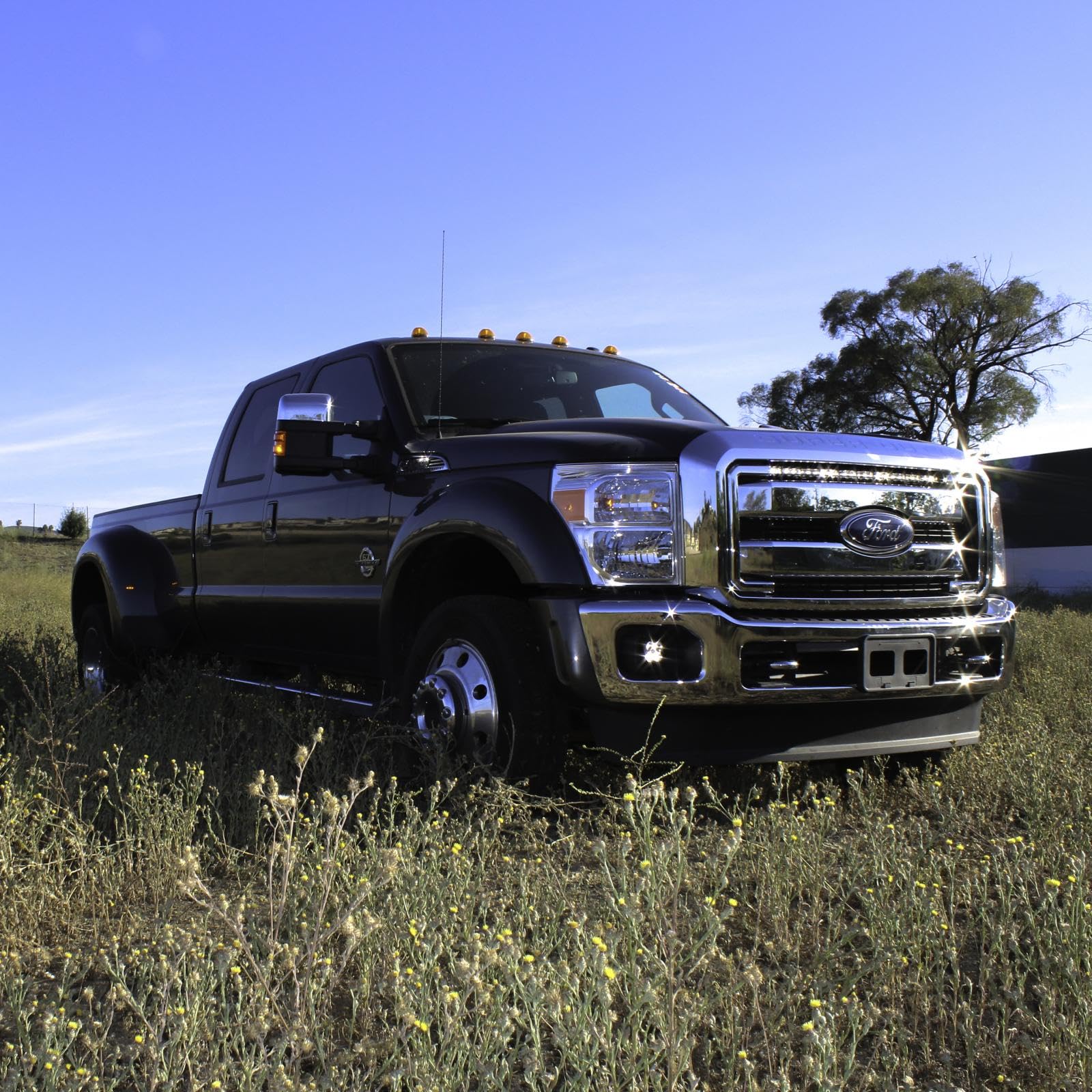 30-inch Baja Designs S8 LED Bar Upper Grille Light Kit for Ford F-250/350 Super Duty 2011-16 Truck (Driving/Combo; Clear)
