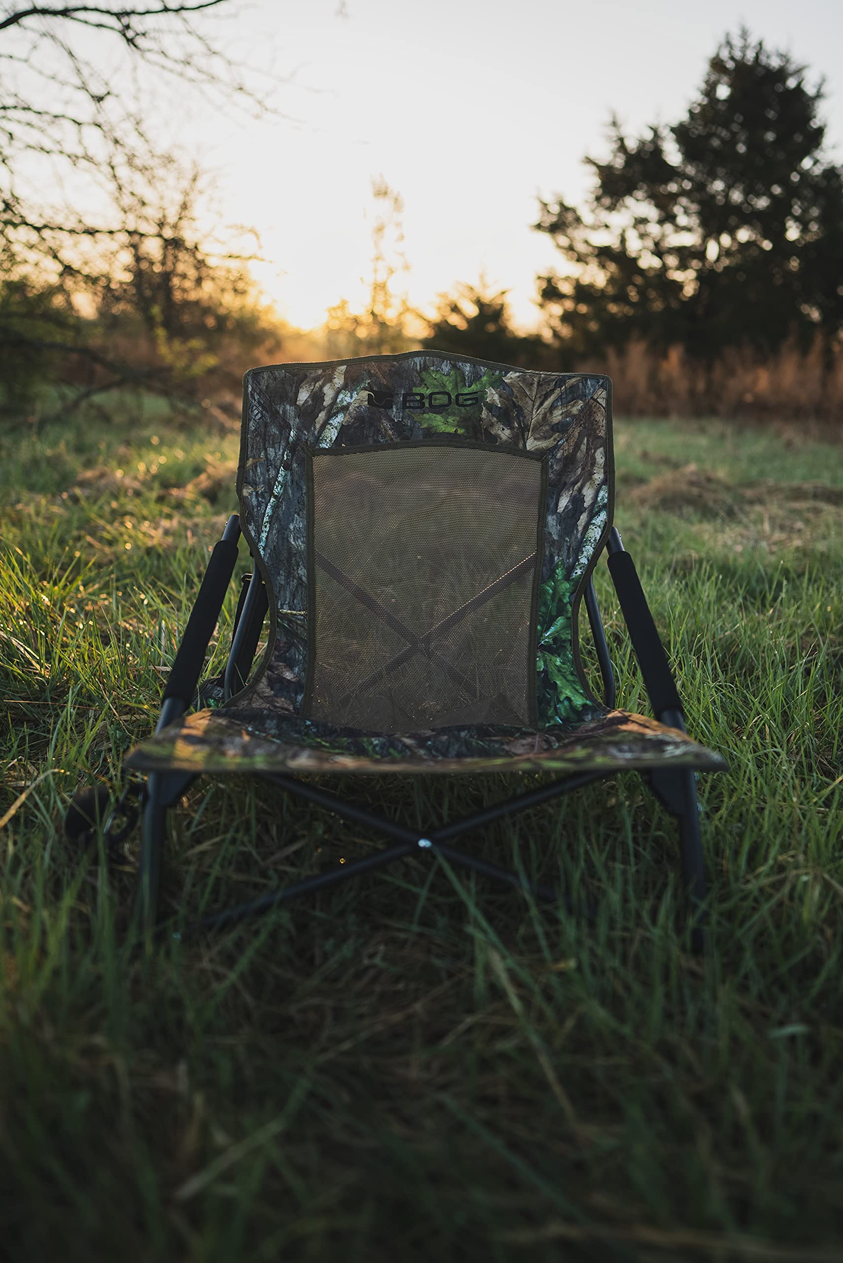 Turkey Ground Blind Chair BOG Low Profile with Rugged Construction, Aluminum Frame, Extended Seat Area, Quiet Setup, Breathable Textilene Fabric, and Carry Bag for Hunting, Shooting, and Outdoors