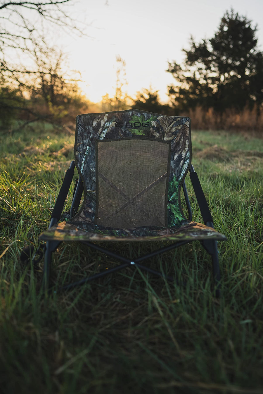 Turkey Ground Blind Chair BOG Low Profile with Rugged Construction, Aluminum Frame, Extended Seat Area, Quiet Setup, Breathable Textilene Fabric, and Carry Bag for Hunting, Shooting, and Outdoors