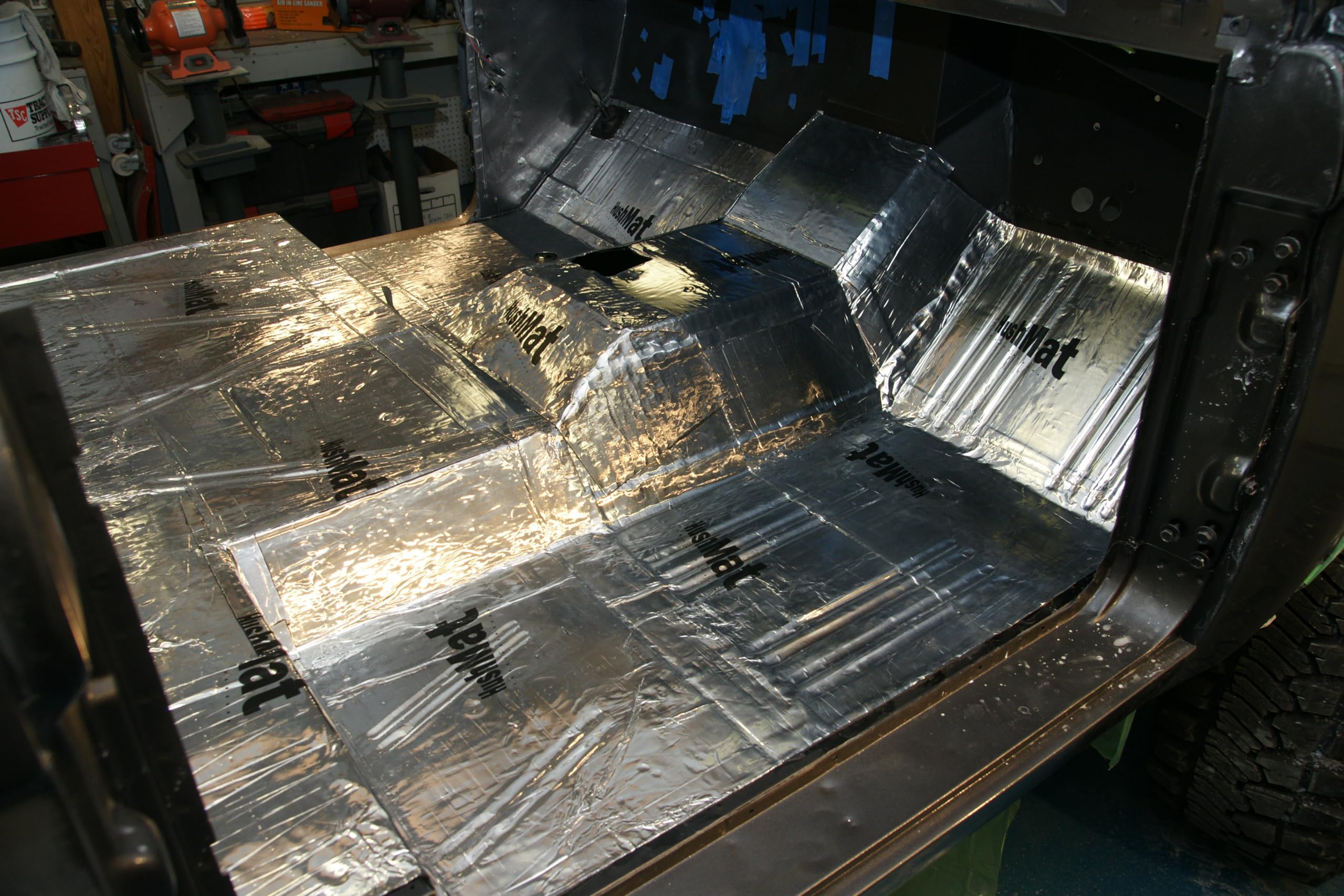 Bulk Kit HushMat – Automotive Sound Deadening & Thermal Insulation (58.1 Sq Ft, Silver Foil)