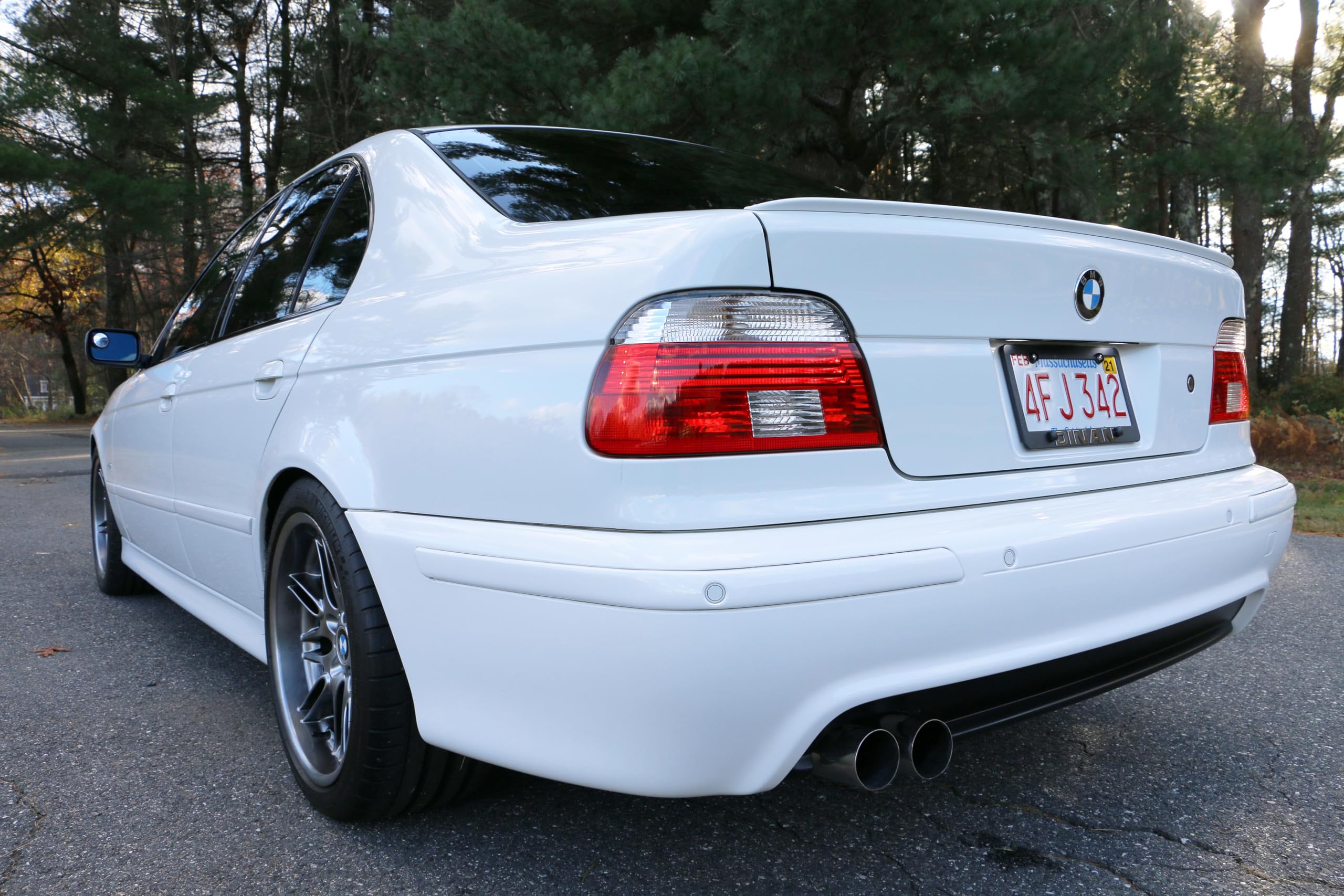 Dinan Free Flow D660-3940 Axle-Back Exhaust - Compatible with 1997-2003 BMW 540i