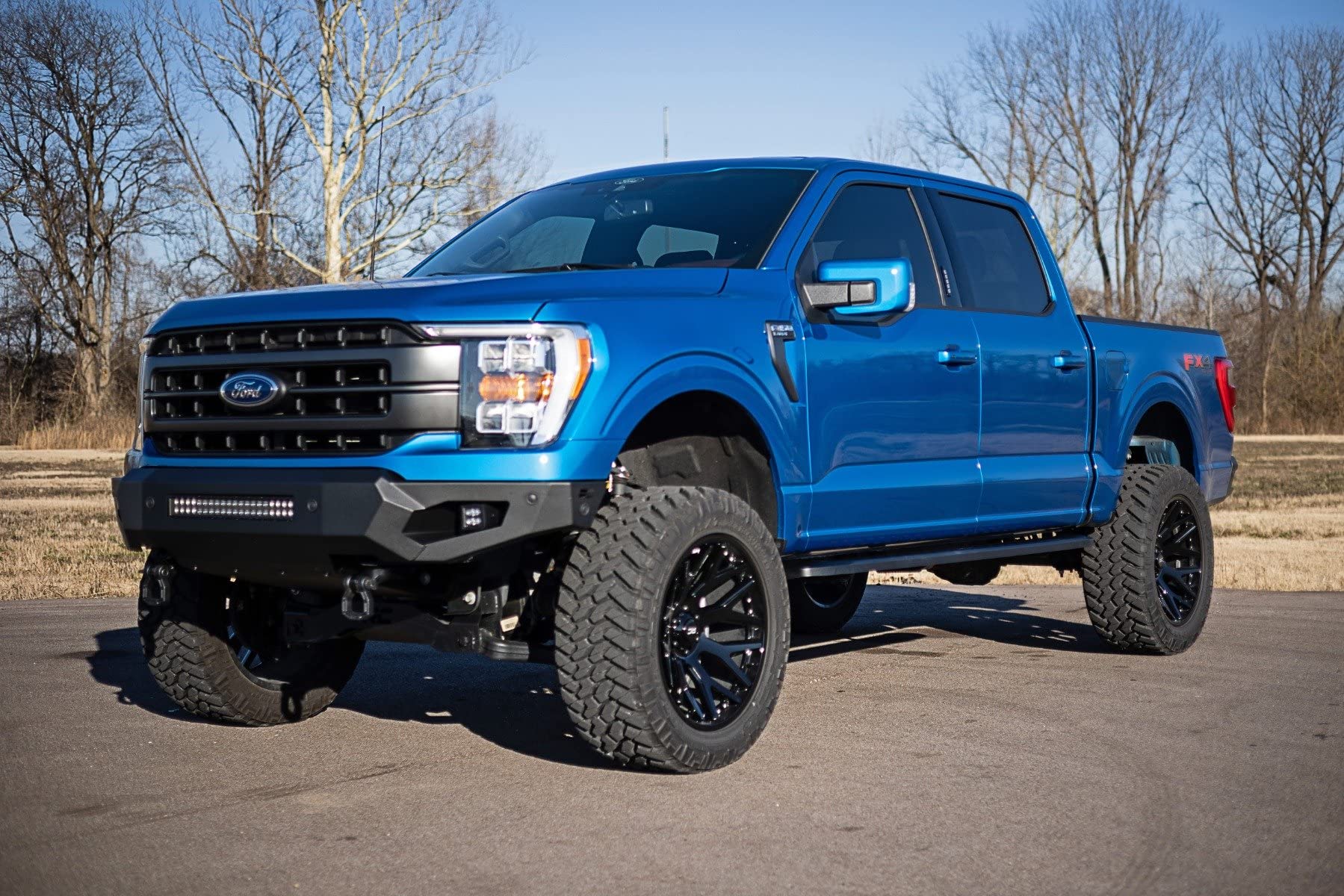 Rough Country RPT2 Running Boards for Crew Cab Ford F-150/Lightning/F-250/F-350/Raptor (2015-2025) - Sleek Profile, Non-Slip Step, Rust Resistant, Easy Install