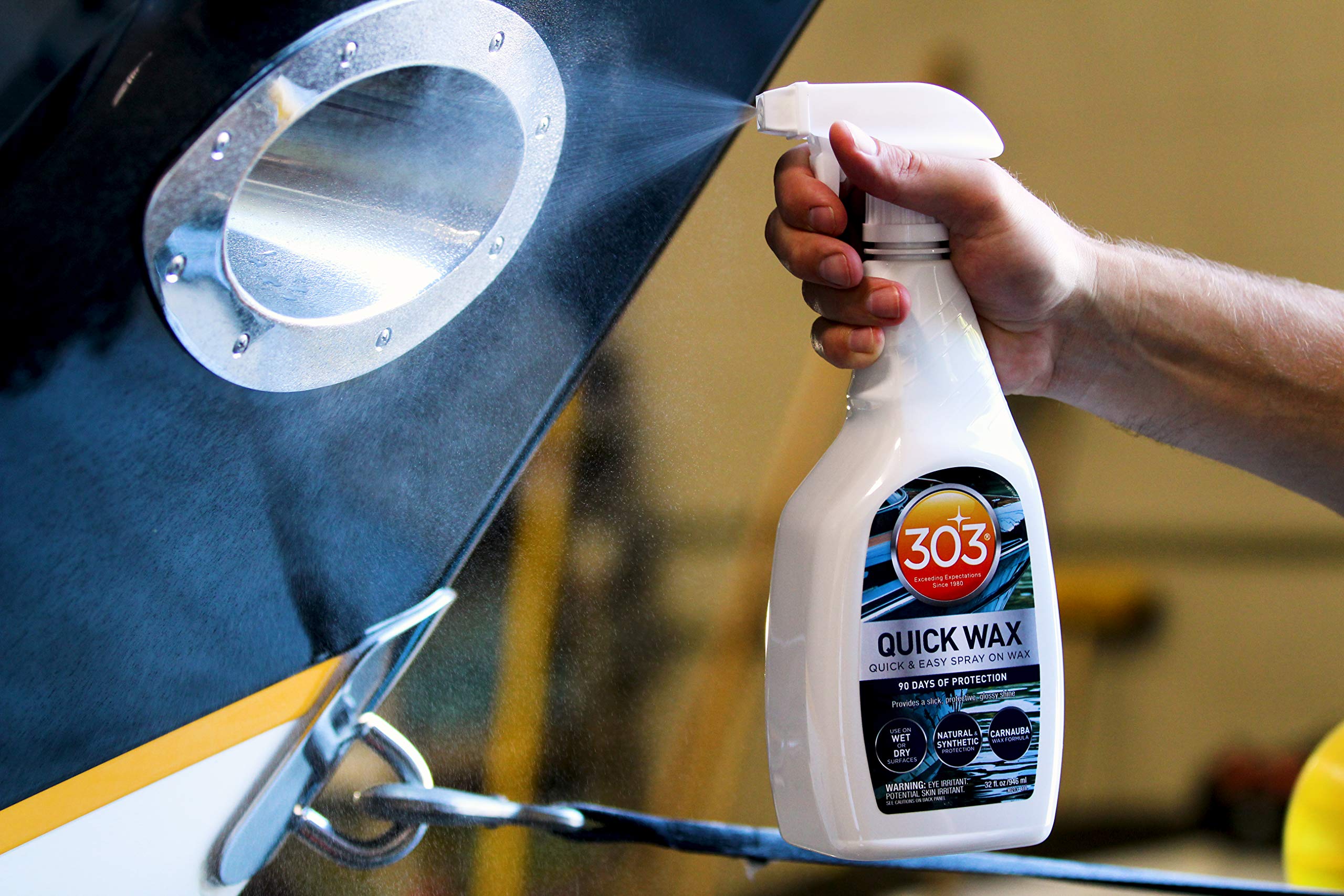 303 Quick Wax Marine - Quick & Easy - 90 Days Of Protection - Provides a Slick, Protective, Glossy Shine - Use On Wet / Dry Surfaces - Carnauba Wax, 32oz. (30213)