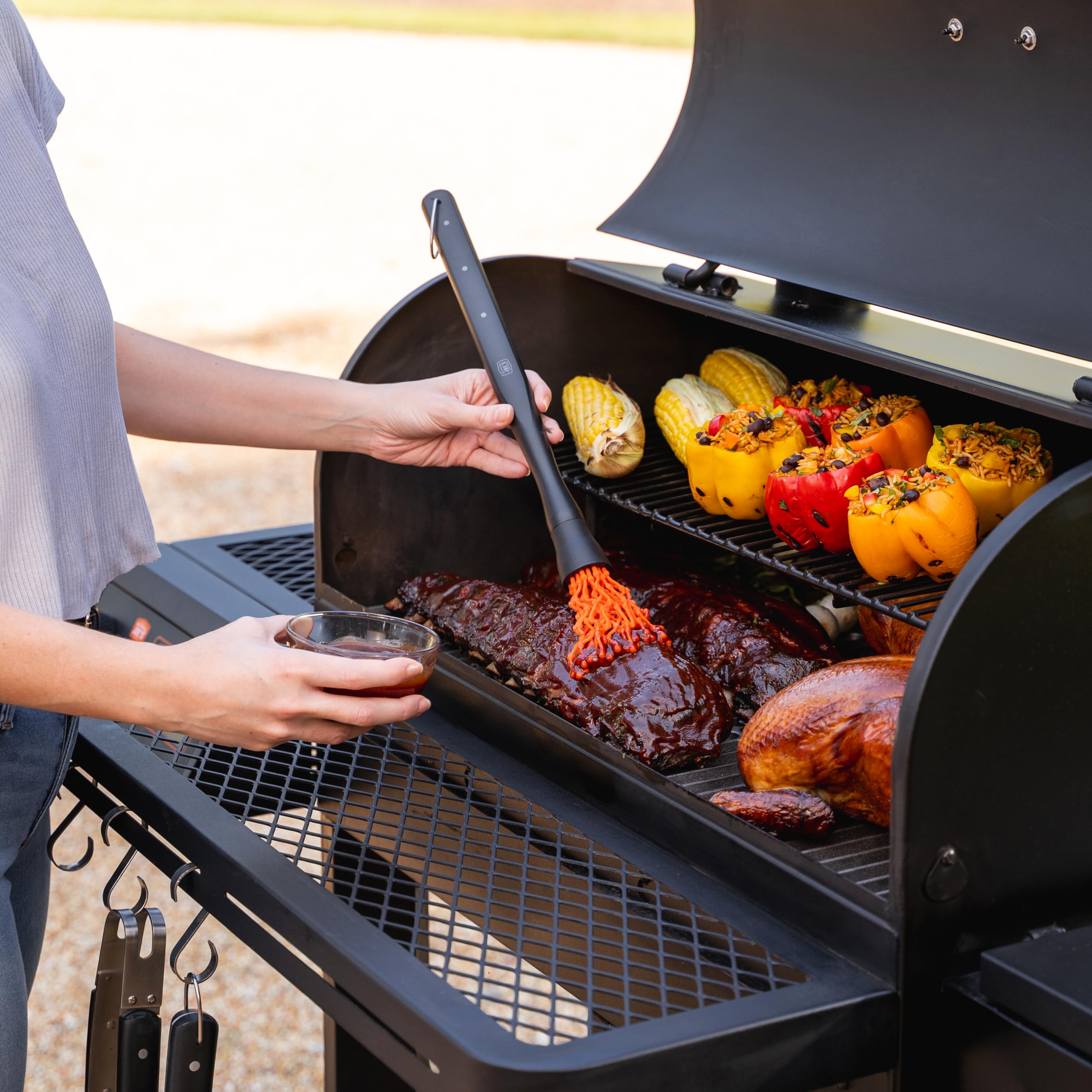 Tahoma™ Oklahoma Joe's® 900 Auto-Feed Charcoal Smoker & Grill w/Wi-Fi - 25203114