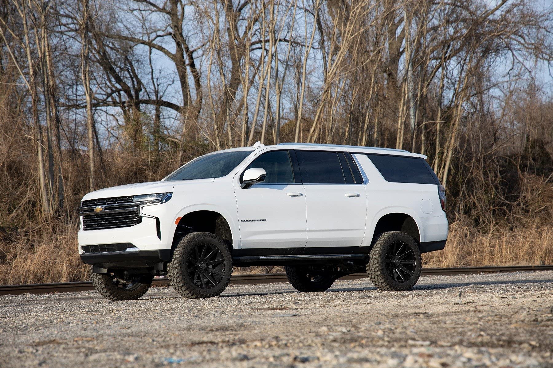 6" Suspension Lift Kit Rough Country for 2021-2024 Suburban/Yukon XL - 10900