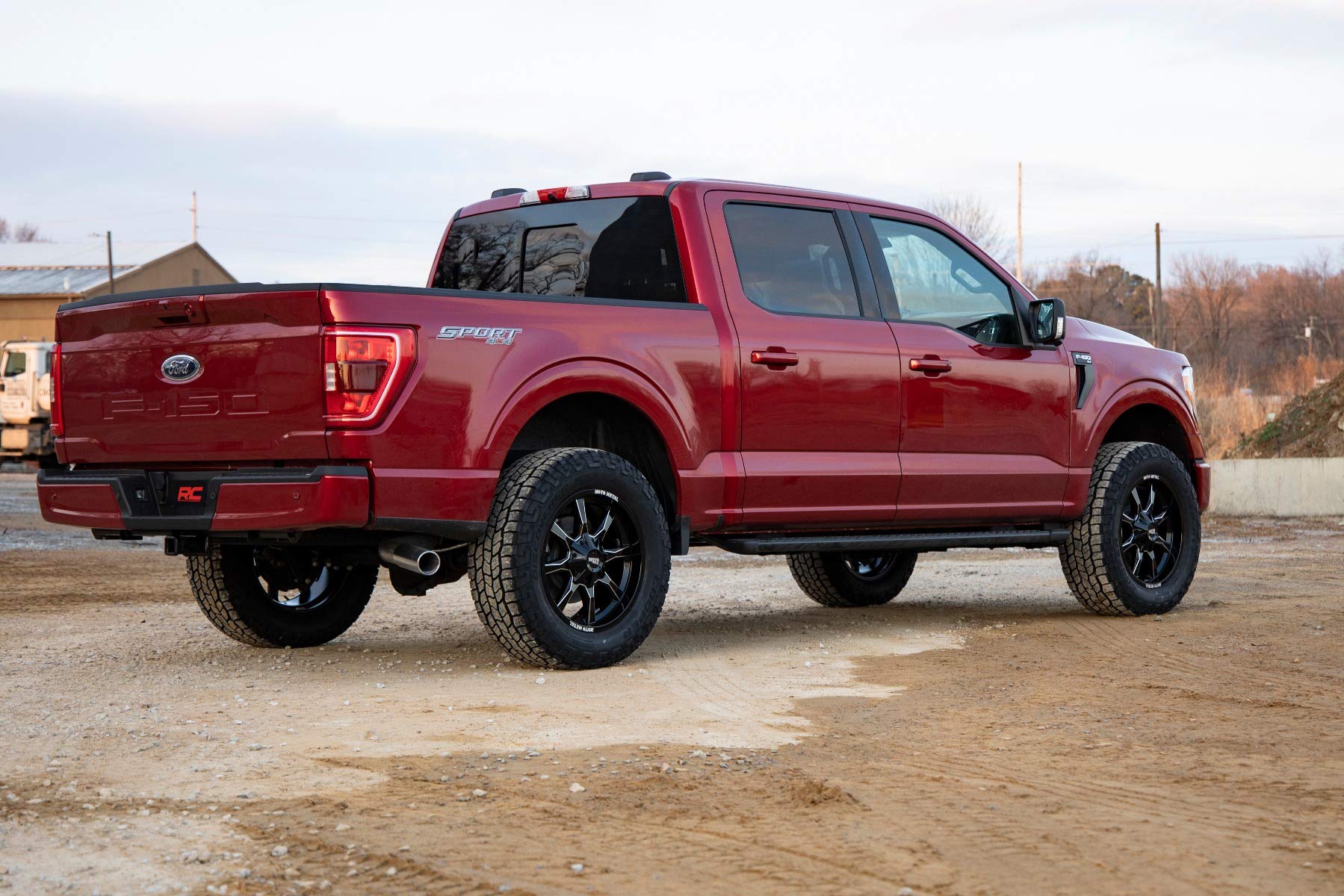2" Rough Country Suspension Lift Kit with M1 Struts & M1 Rear Shocks for Ford F-150 (2021-2025) 4WD