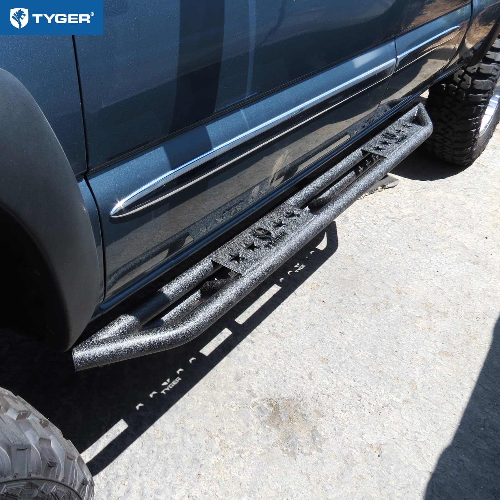 Tyger Auto Compatible with 1999-2006 Chevy Silverado / GMC Sierra 1500 Star Armor; 2001-2006 2500 / 3500HD; 2007 Classic | Double Cab | TG-AM2C20218 | Side Step Rails Nerf Bars Running Boards