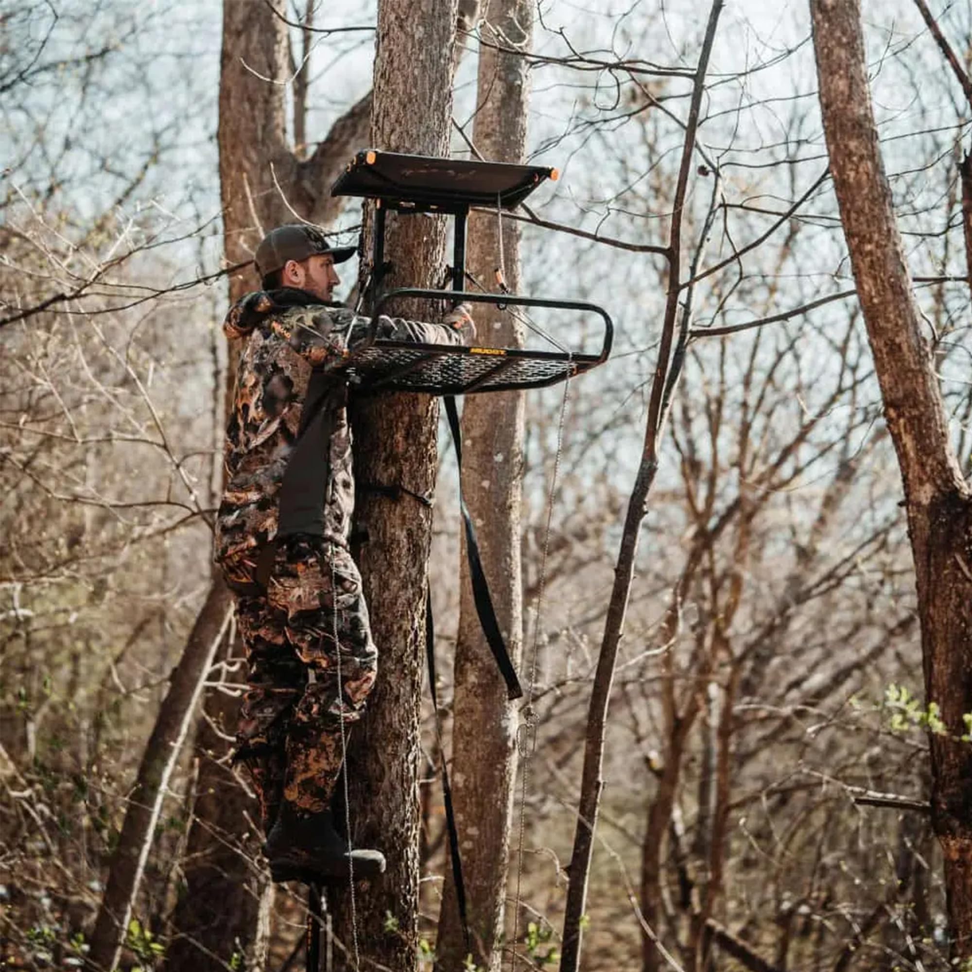 The Boss XL MUDDY 1 Person Hang-On Tree Stand, Deer Hunting Stand with Silent Straps, FlexTek Seat and Extra Wide Platform, Black