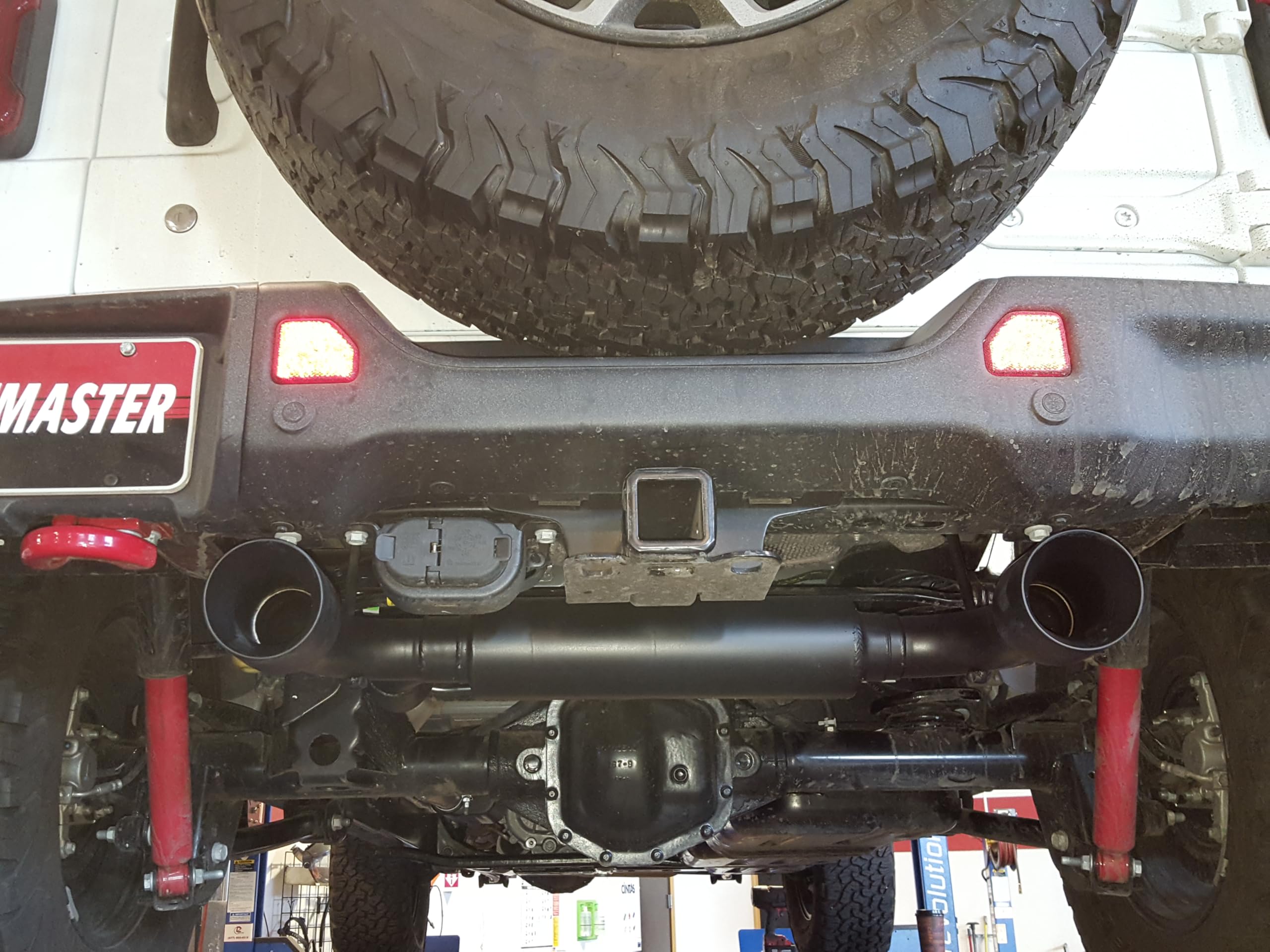 American Thunder Flowmaster 817819 Cat-back Exhaust System