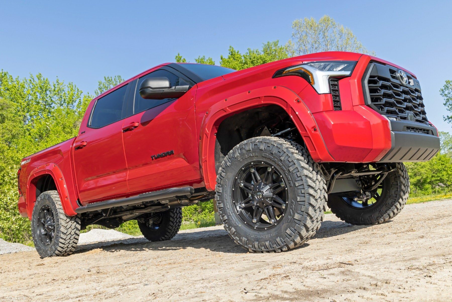 6" Rough Country Suspension Lift Kit with M1 Struts & M1 Shocks for 2022-2025 Toyota Tundra