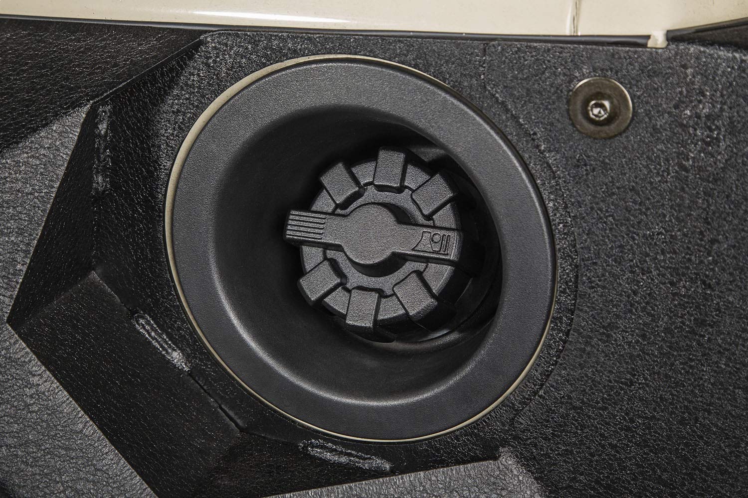 Rugged Ridge Fuel Cap Elite for Jeep Wrangler/Gladiator | | 11229.10 | Fits 2001-2025 Jeep Wrangler TJ/JK/JL; 2020-2025 Jeep Gladiator JT