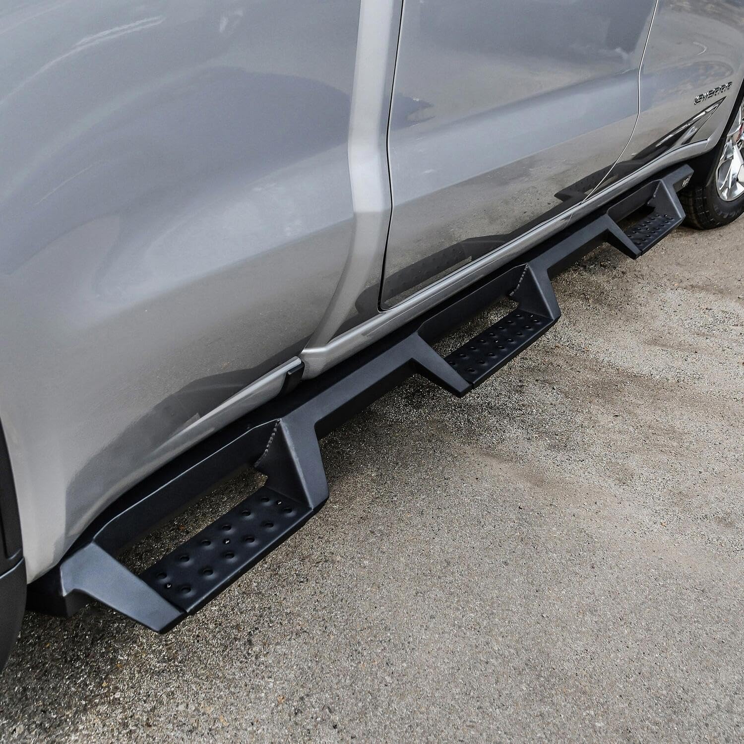 Westin HDX 56-534695 Drop Wheel to Wheel Nerf Bars fits 2019-2025 Silverado Sierra 1500 Crew Cab 6'5" Bed (Exc 2019 Silverado LD/Sierra 1500 Limited) Textured Black Pair