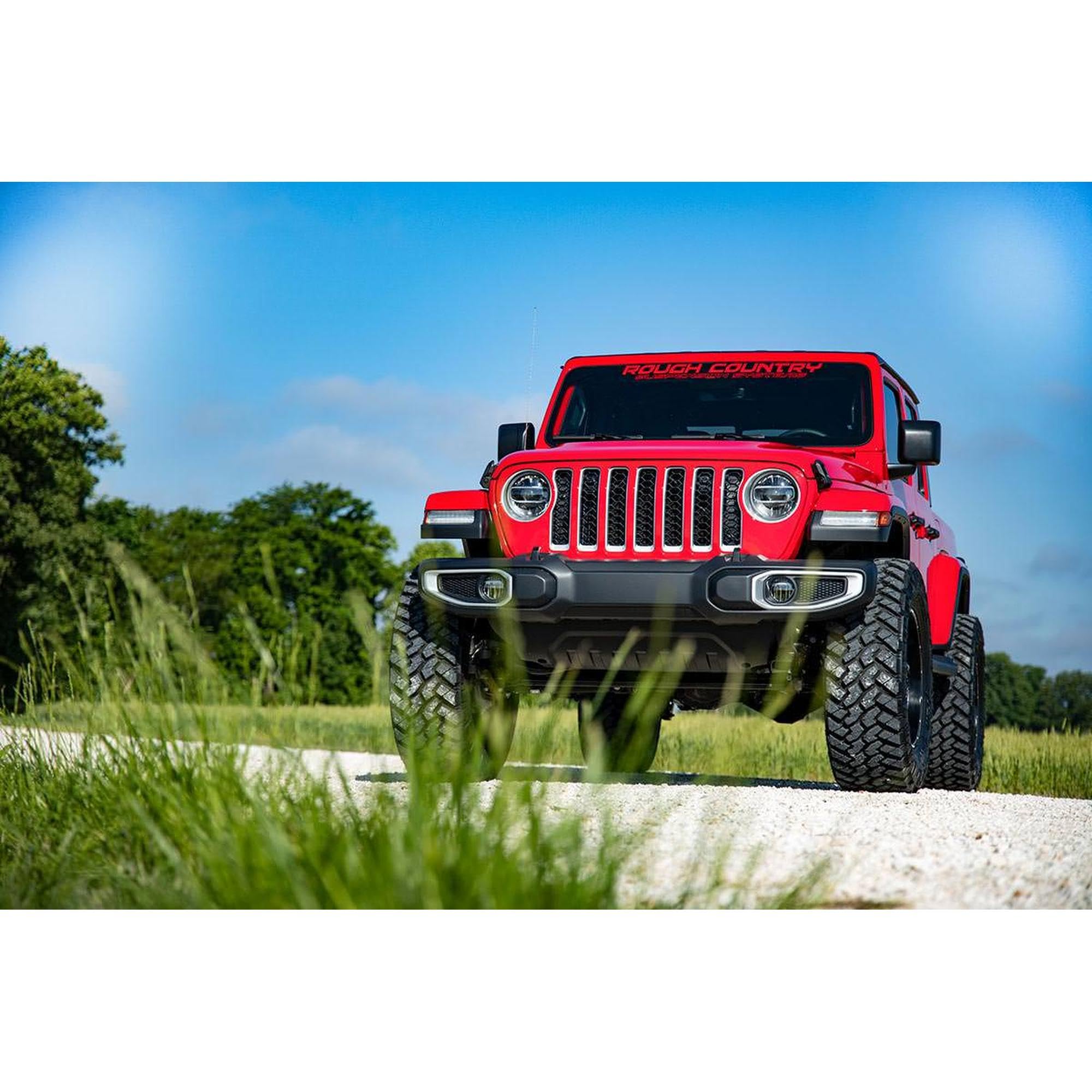 3.5" Rough Country Lift Kit with M1 Monotube Shocks for Jeep Gladiator JT (2024-2025) - Heavy-Duty Steel Track Bar, Fits up to 37" Tires