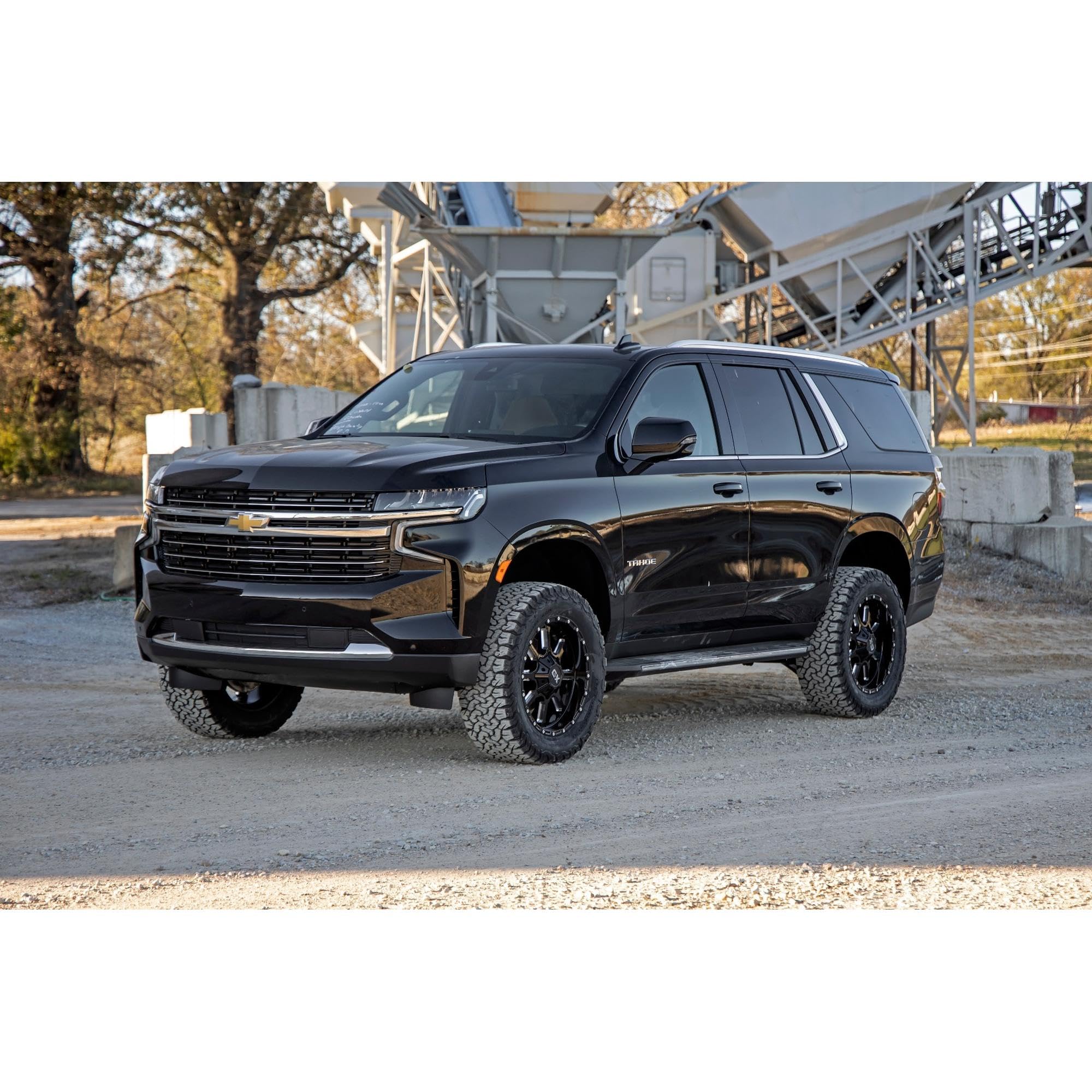 3.5" Rough Country Suspension Lift Kit for 2021-2024 Tahoe/Yukon - 11400RED