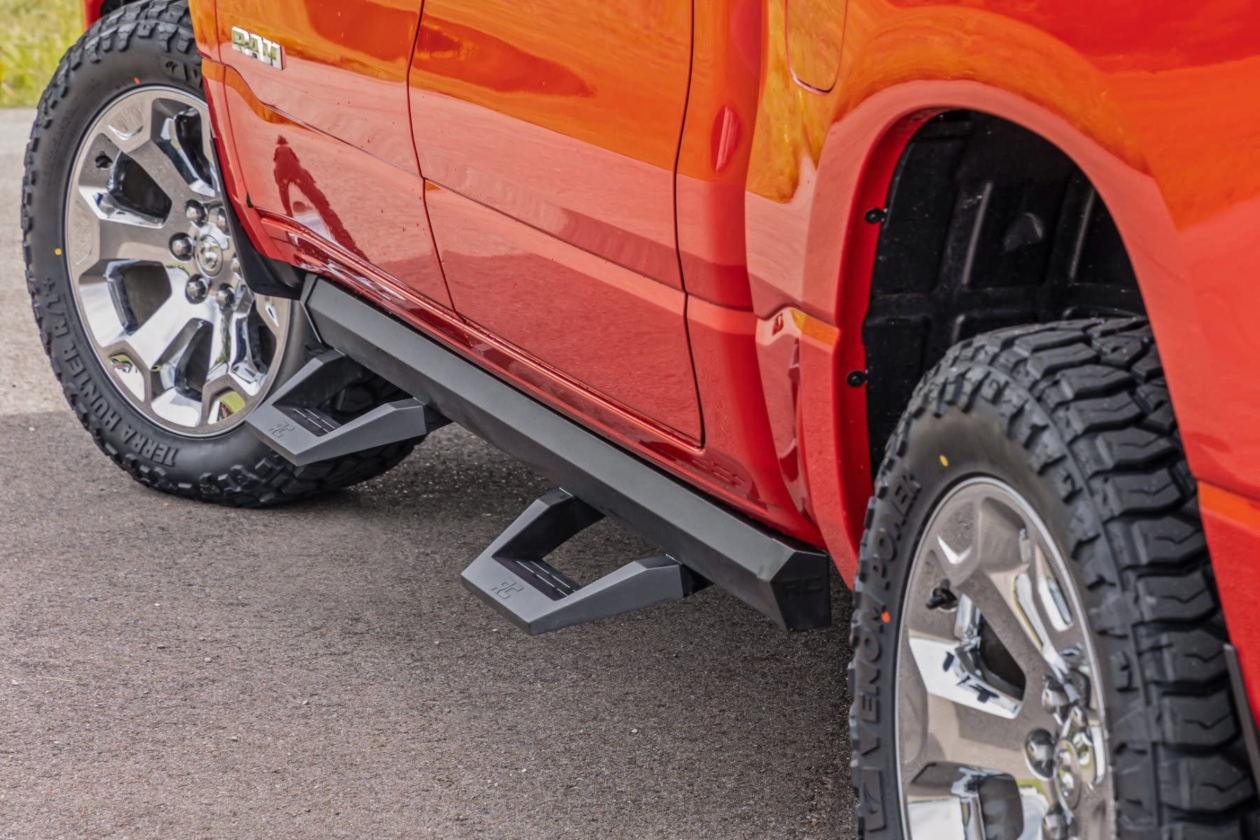 Rough Country Adjustable SRX2 Aluminum Steps for Ram 1500 (2019-2025) 1500 TRX (2021-2024) - Modular Running Boards with Slide-Adjust Steps