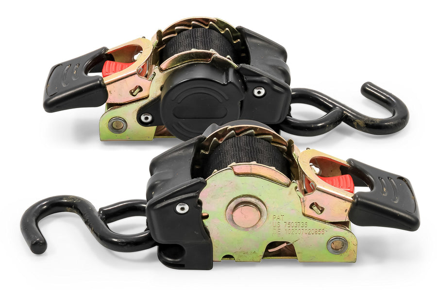 Retractable Camco Transom Tie Down Strap - Secures Your Boat While Traveling |Bolt-On Design |1,500 lb. Break Strength | Measures 1” W, 5 ½ ’ L |Durable & Corrosion Resistant Design - (50032)