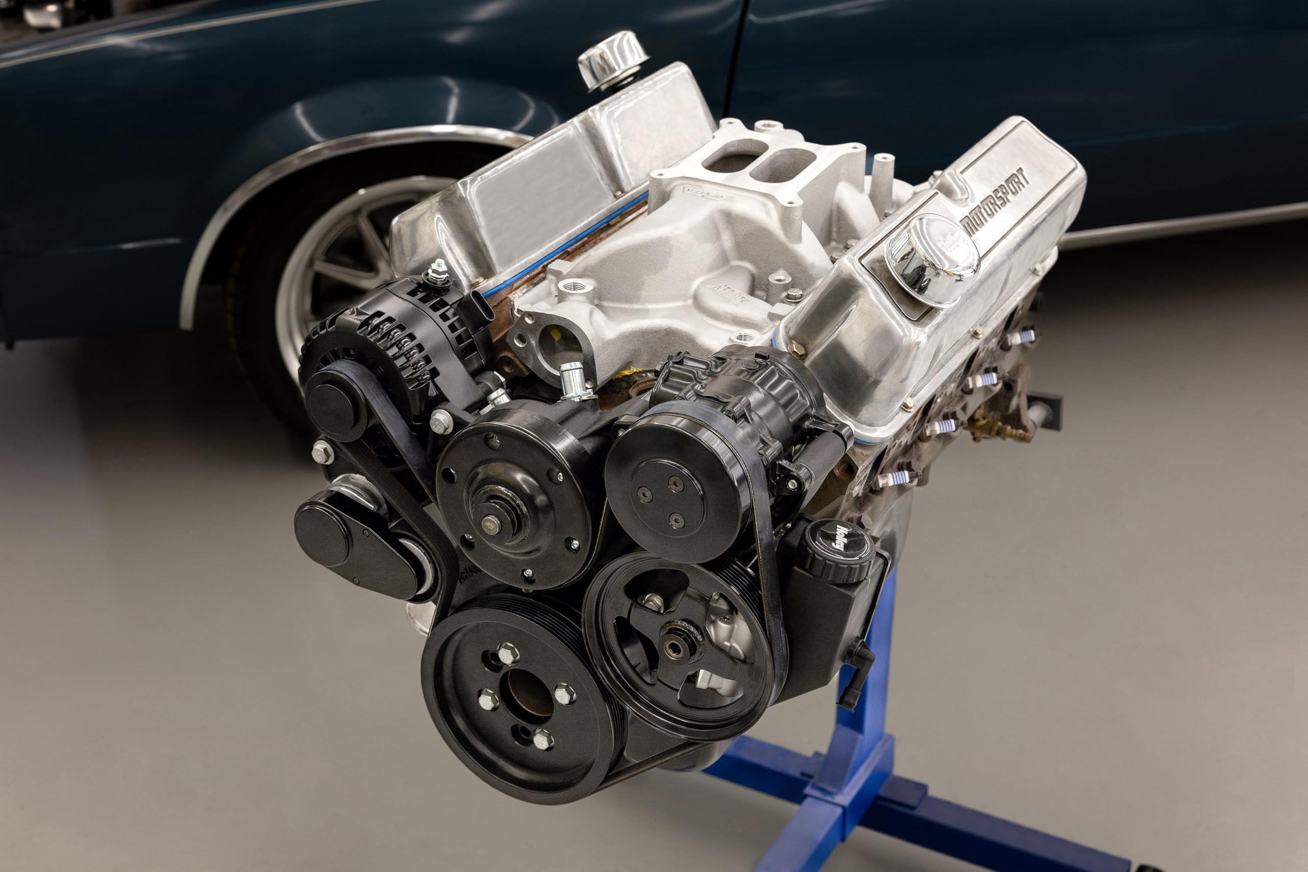 Holley Complete Serpentine Drive Front Accessory Conversion System | Mid-Mount with Water Pump, Alternator, A/C & Power Steering | Fits 289-302-351W Small Block Ford Black Finish 20-370BK