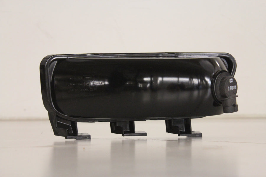 GM Parts Genuine 25666736 Passenger Side Cornering Light Assembly