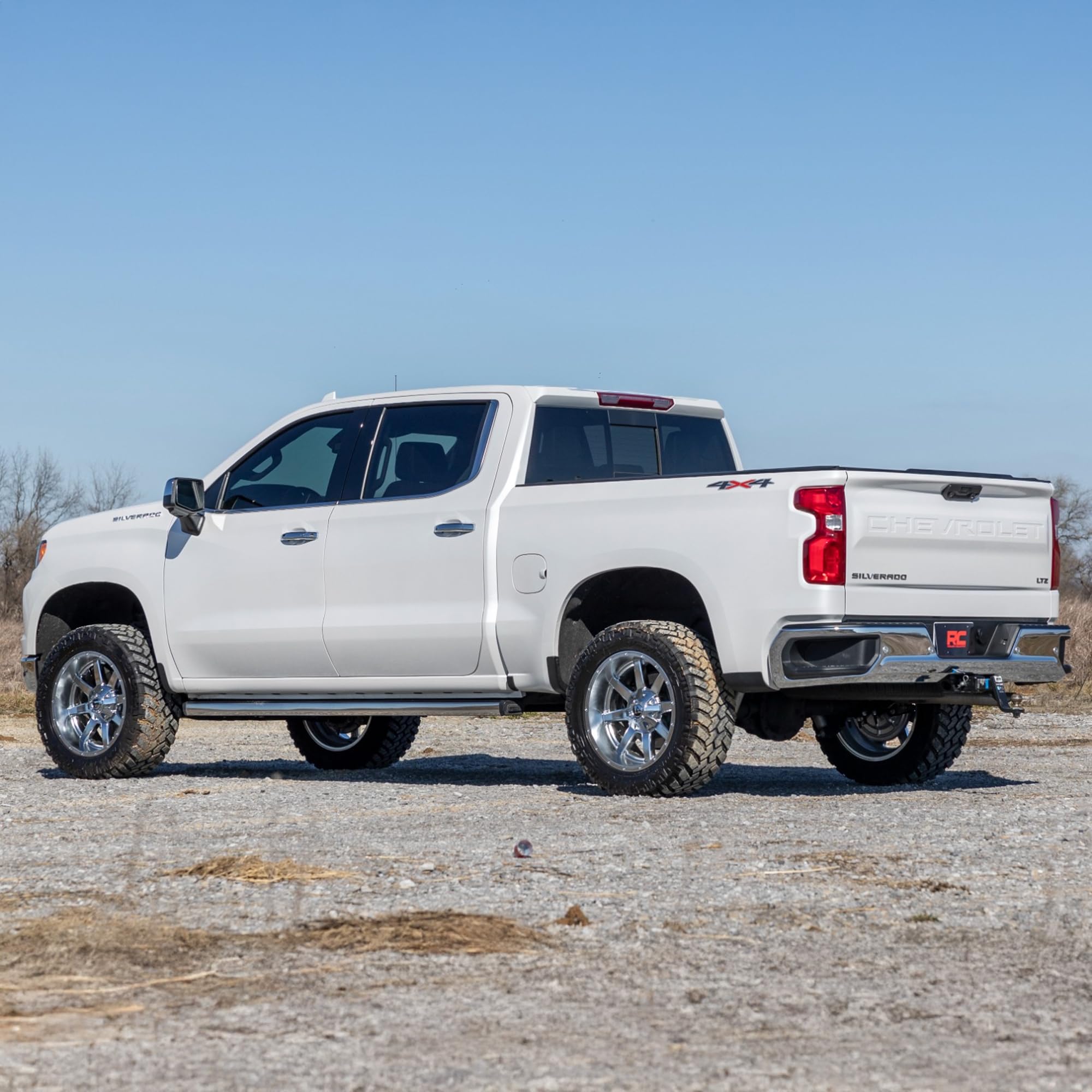 3.5" Rough Country Vertex/V2 Lift Kit for 22-24 Chevy Silverado 1500-28257RED