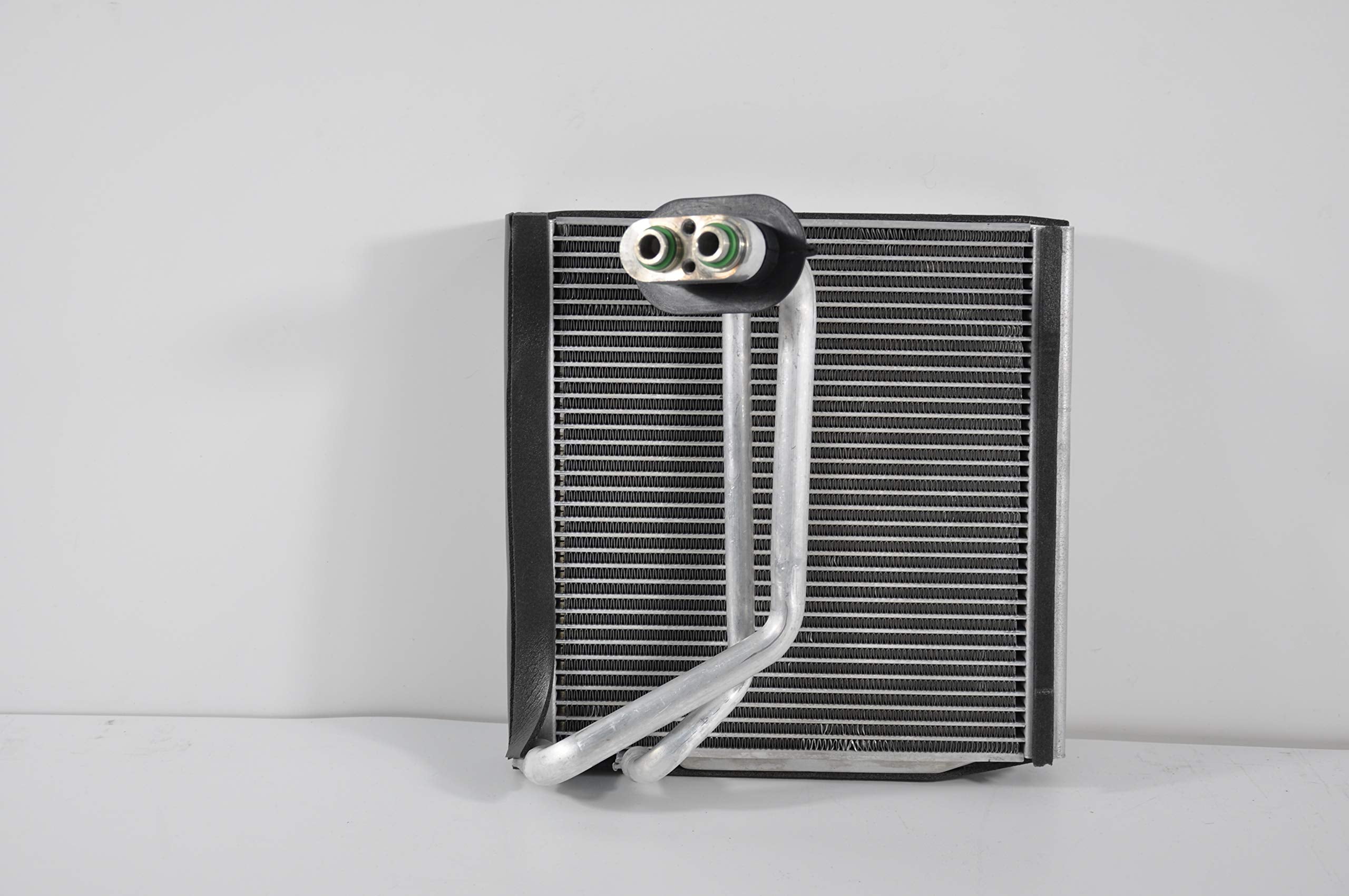 Replacement TYC 97340 Evaporator, 1 Pack