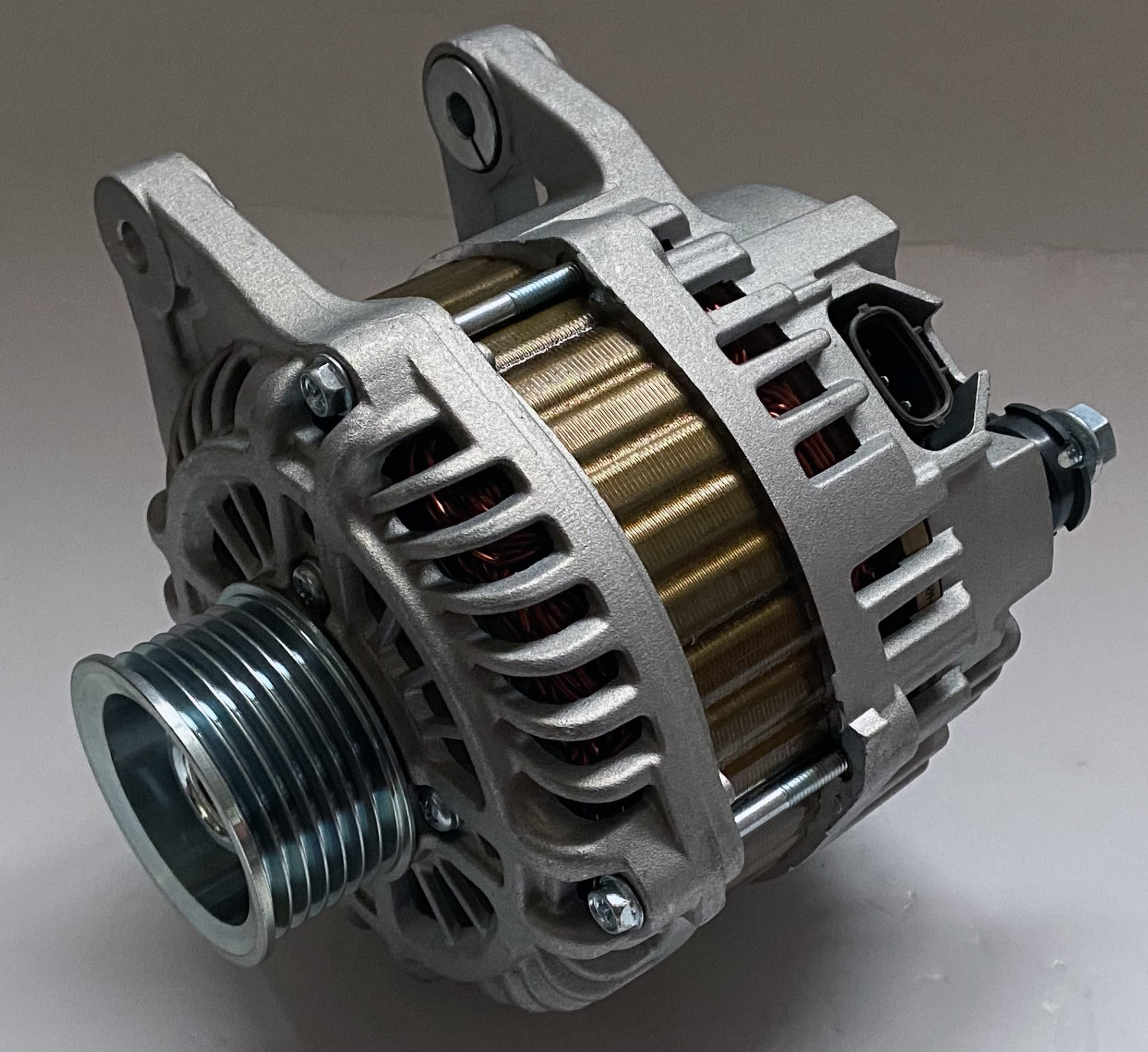 Alternator TYC Compatible with 2012-2018 Nissan Versa