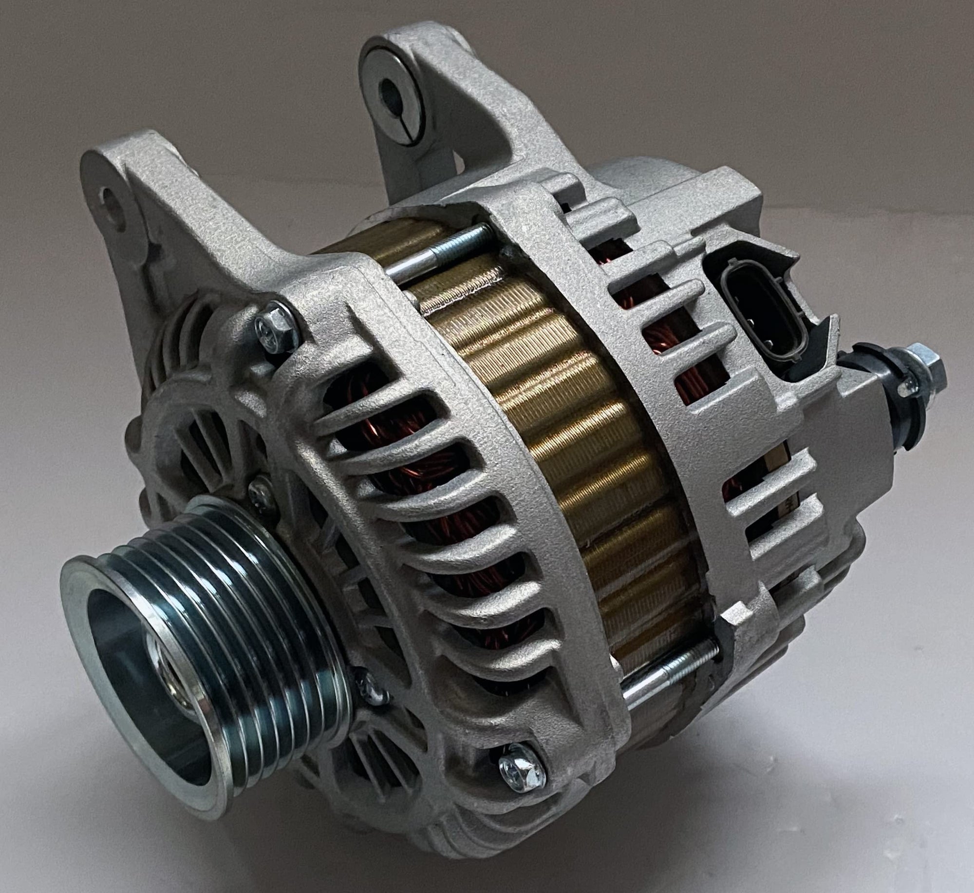 Alternator TYC Compatible with 2012-2018 Nissan Versa