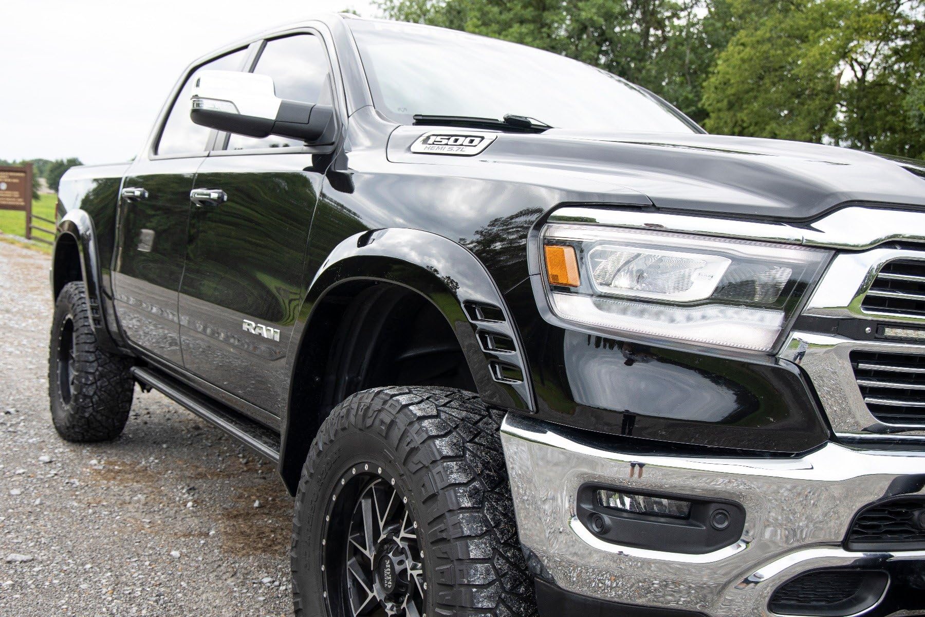 SF1 Fender Flares Rough Country for 2019-2024 Ram 1500 - F-D319201