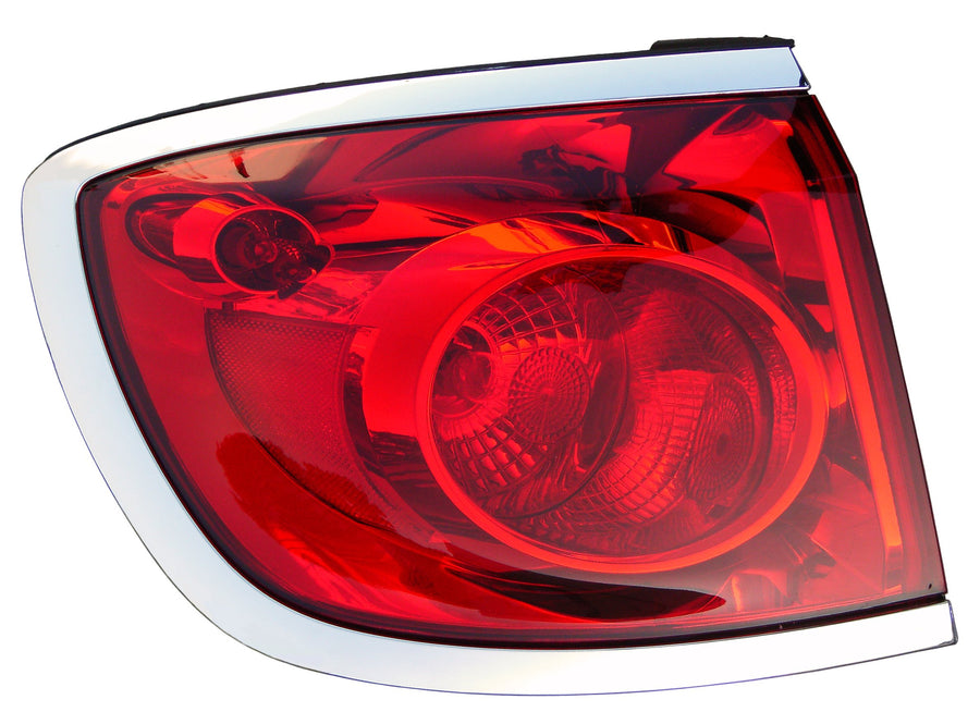 GM528-B000L Eagle Eyes Tail Light