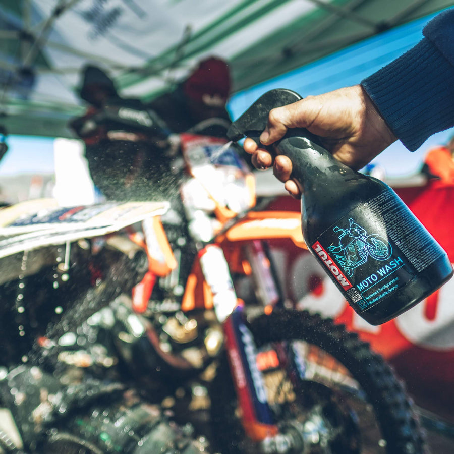 Motul MC Care E2 104881 Powersports Degreaser and Cleaner Spray for Use on All Surfaces 1 Liter
