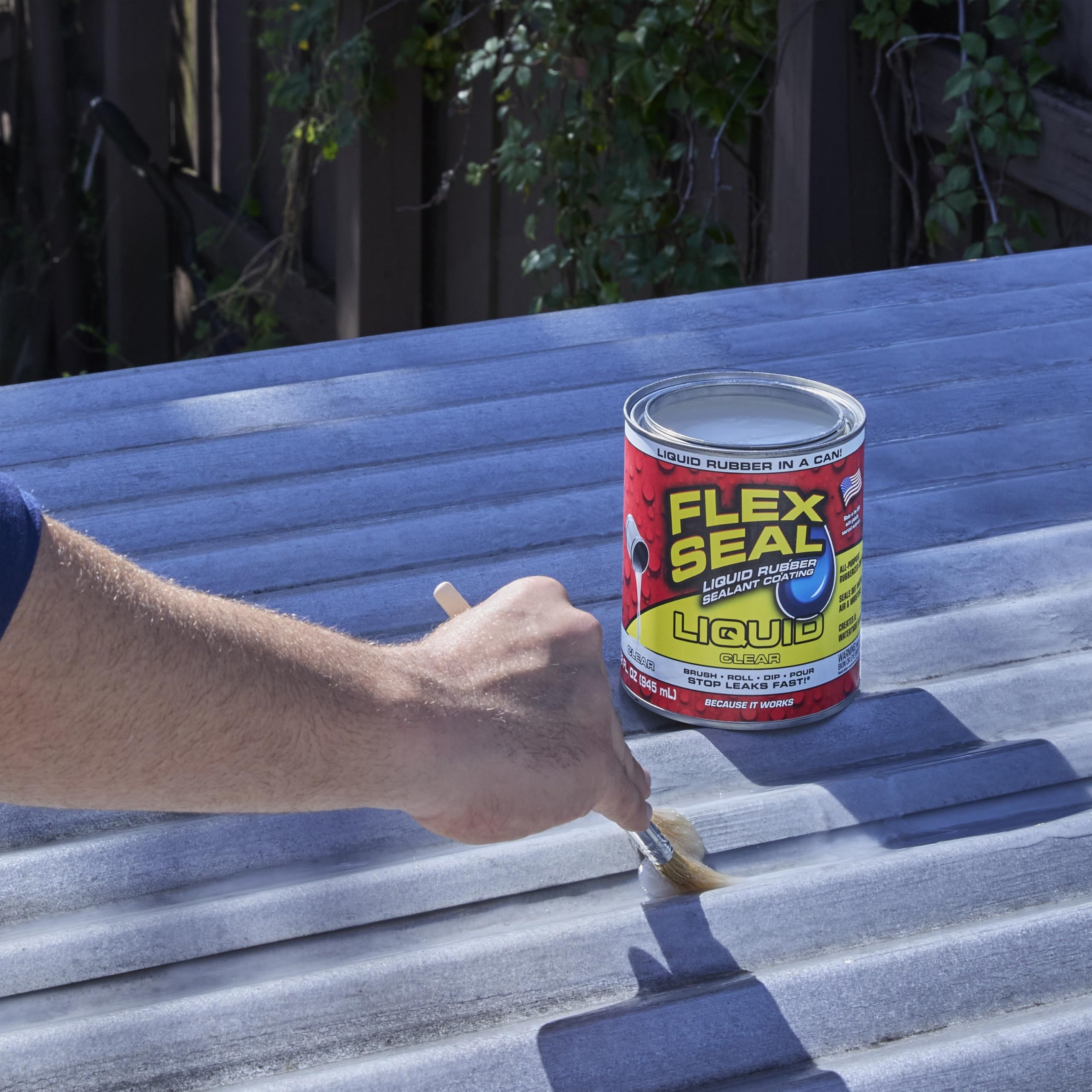 Flex Seal Liquid, Waterproof Rubber Coating Sealant, Flexible, Breathable, and UV Resistant, Roof Repair, Basements, RV, Campers, Trailers, Marine, EPDM, Masonry, Clear, 32 oz