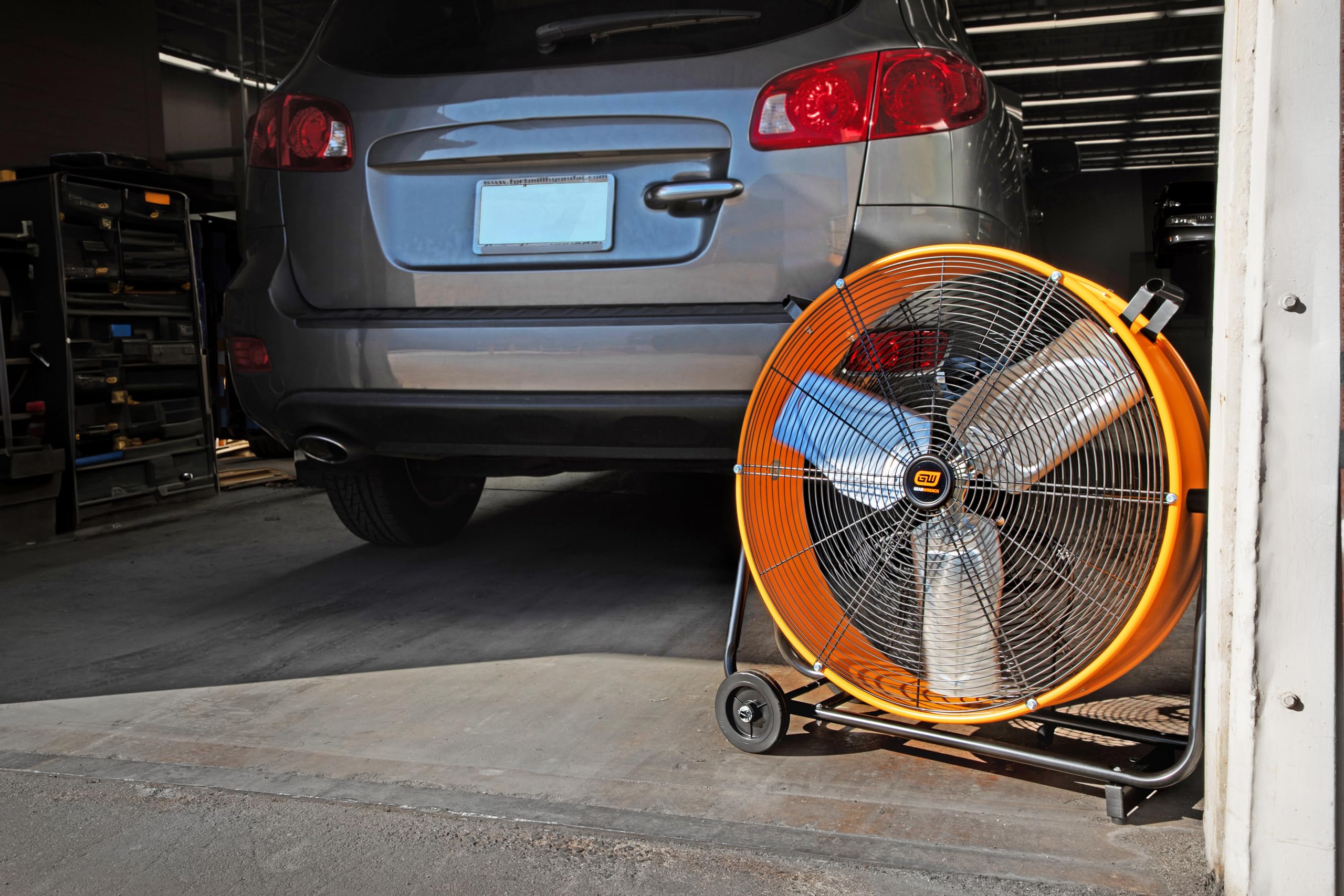 2-Speed GEARWRENCH 24" High Velocity Shop Fan | GWSFAN24